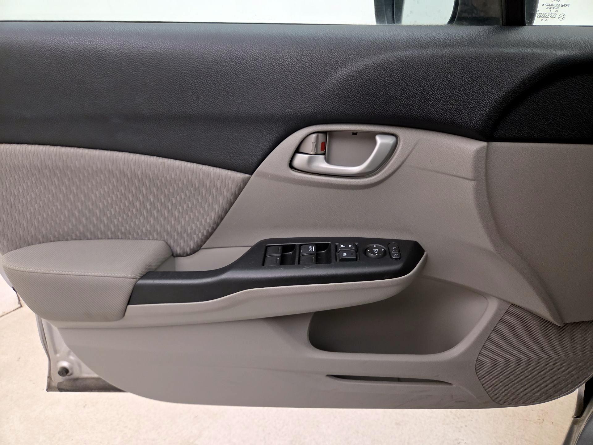 Thumbnail: 2015 Honda Civic - 12