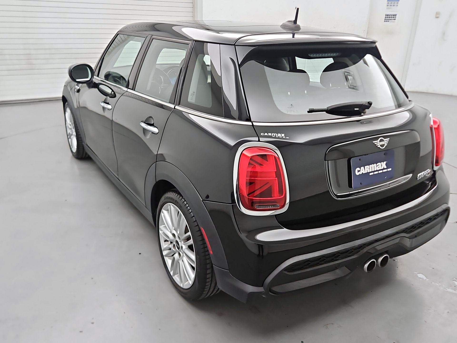 Thumbnail: 2024 MINI Cooper Hardtop - 7