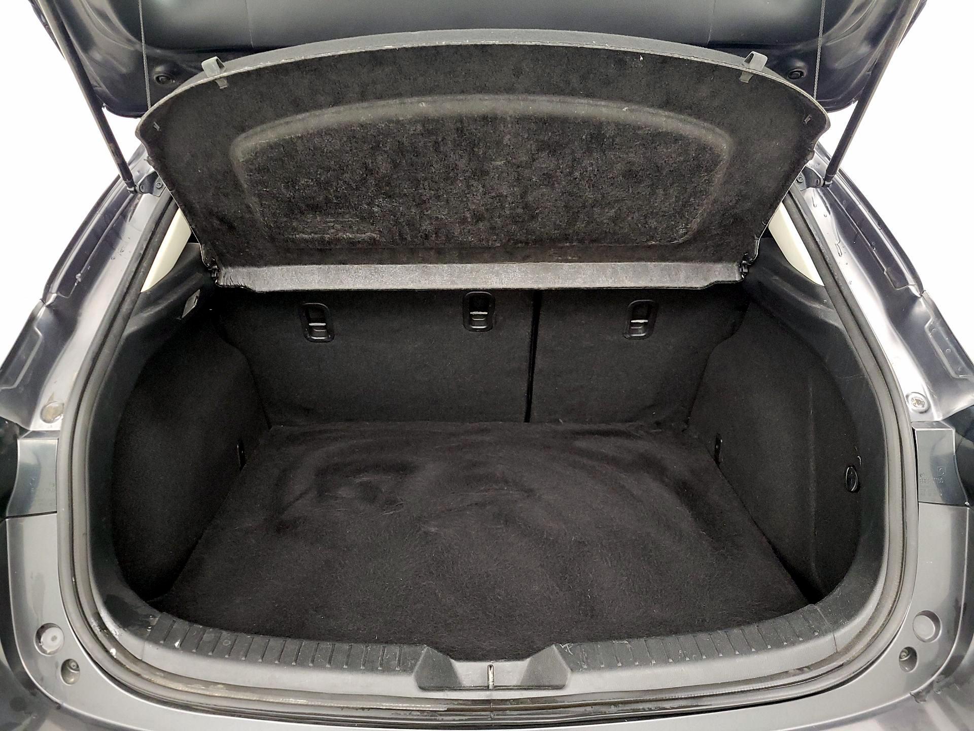 Thumbnail: 2015 Mazda Mazda3 - 20