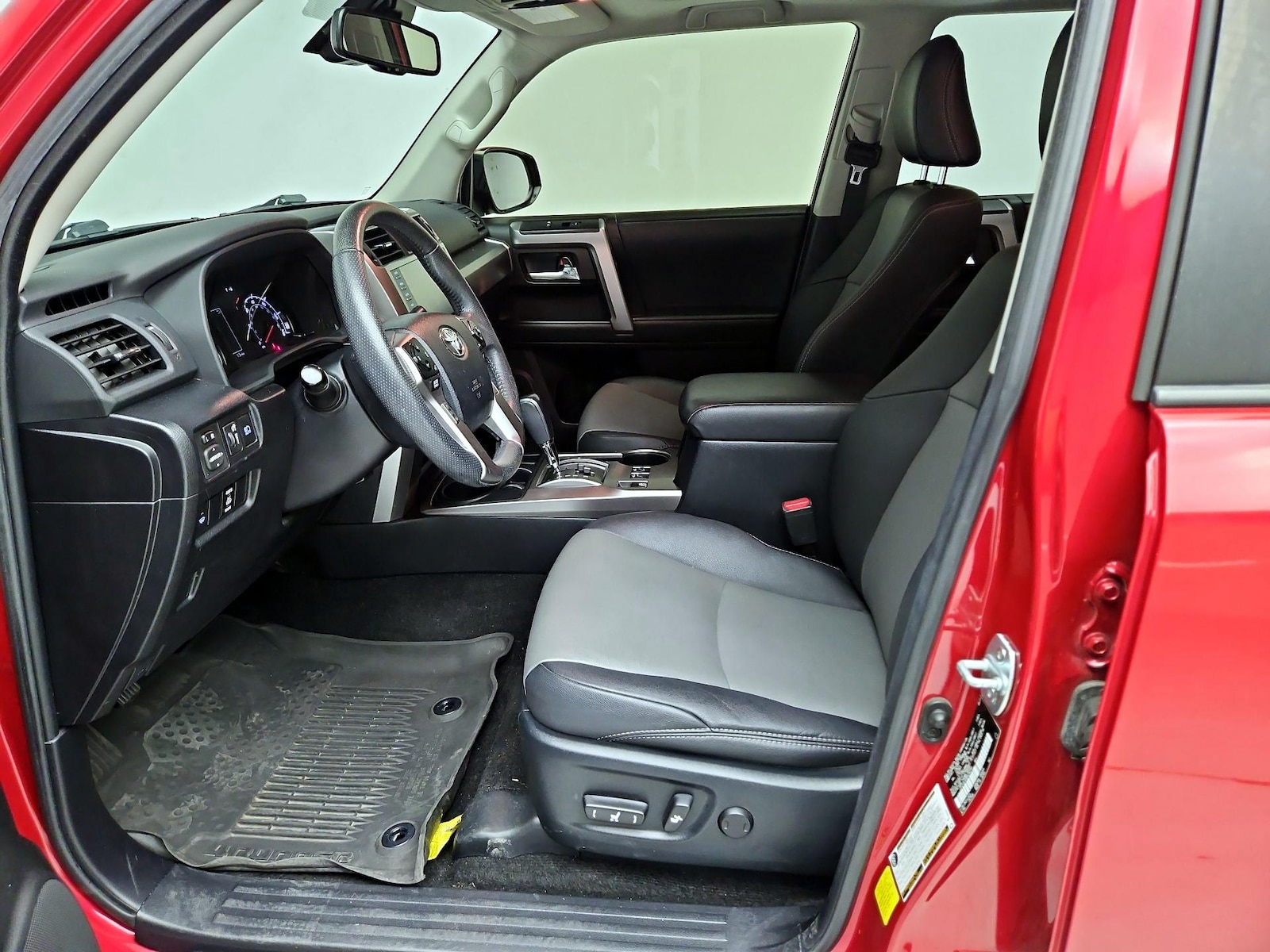2021 Toyota 4Runner SR5 Premium - Photo 12