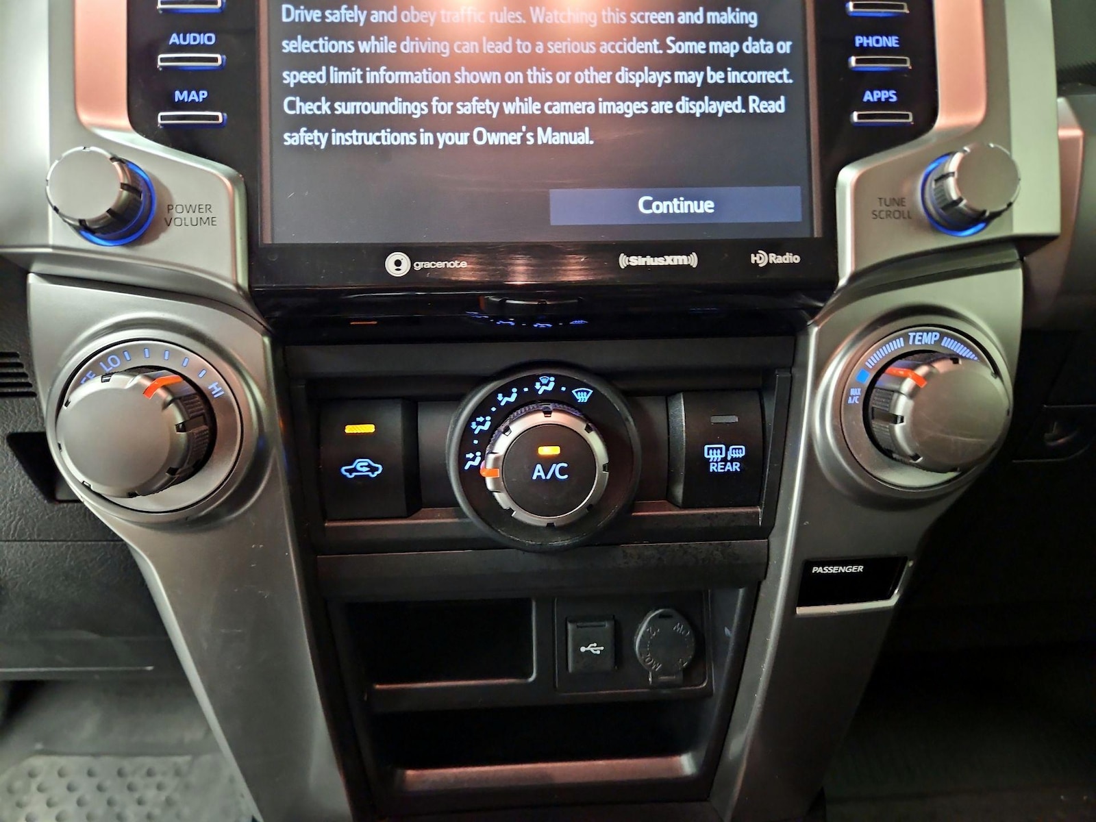 2021 Toyota 4Runner SR5 Premium - Photo 18