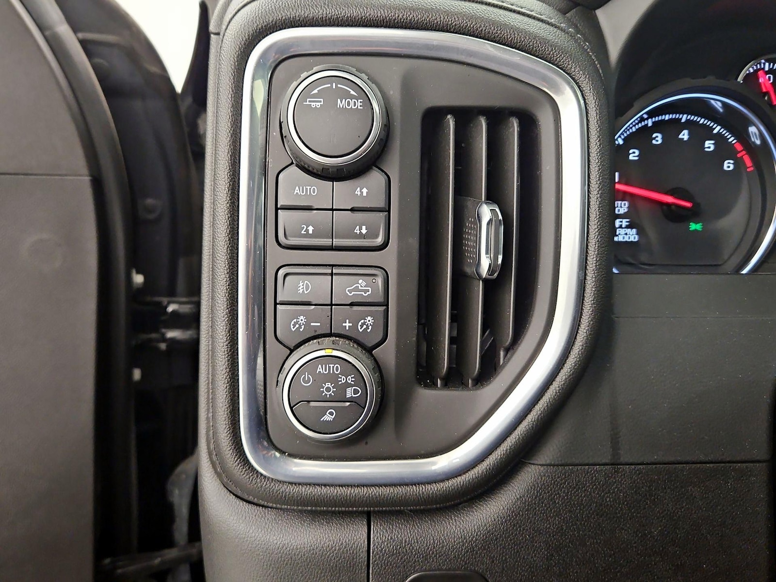 2021 Chevrolet Silverado 1500 LT Trail Boss - Photo 14