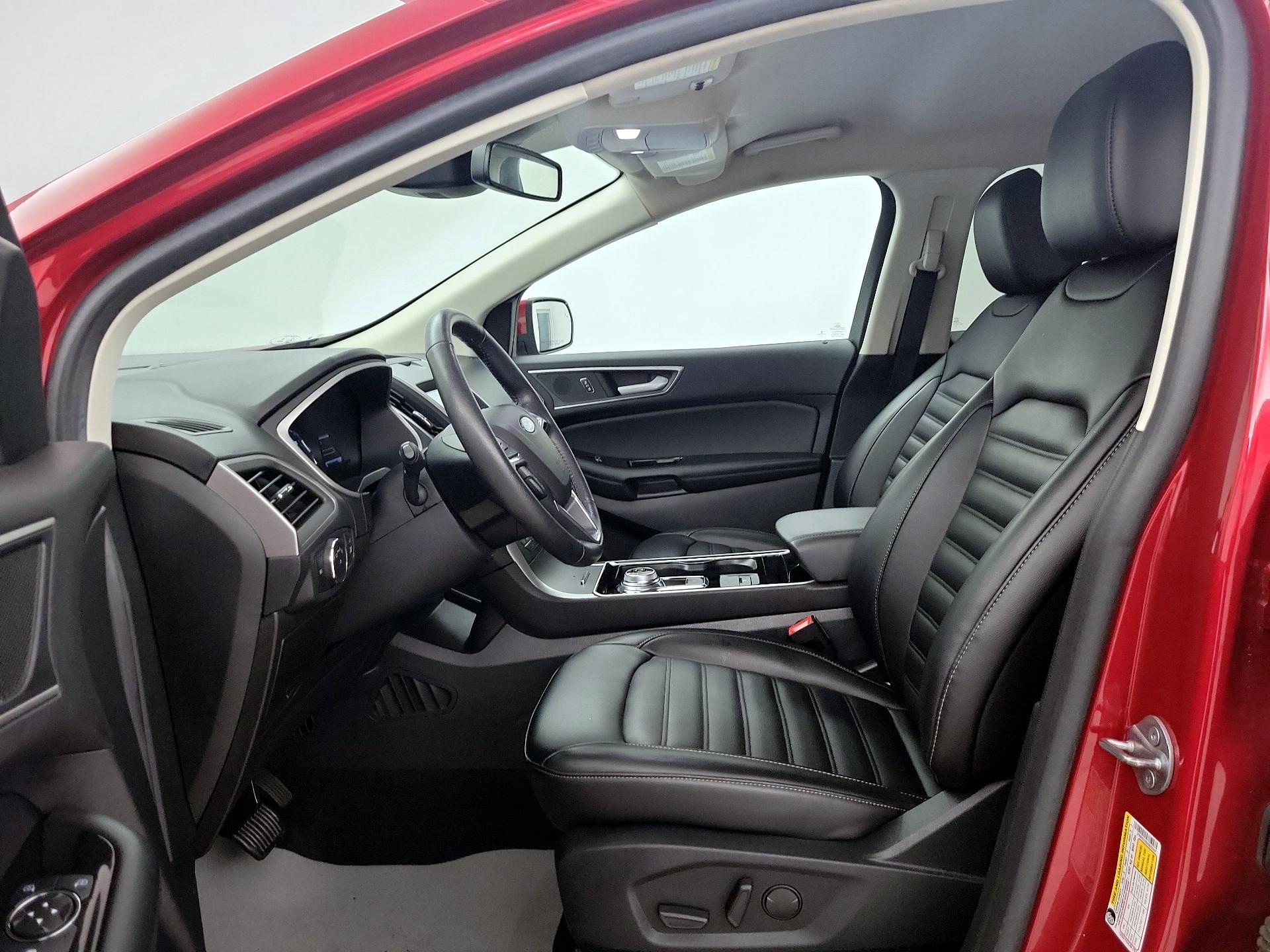Thumbnail: 2020 Ford Edge - 11