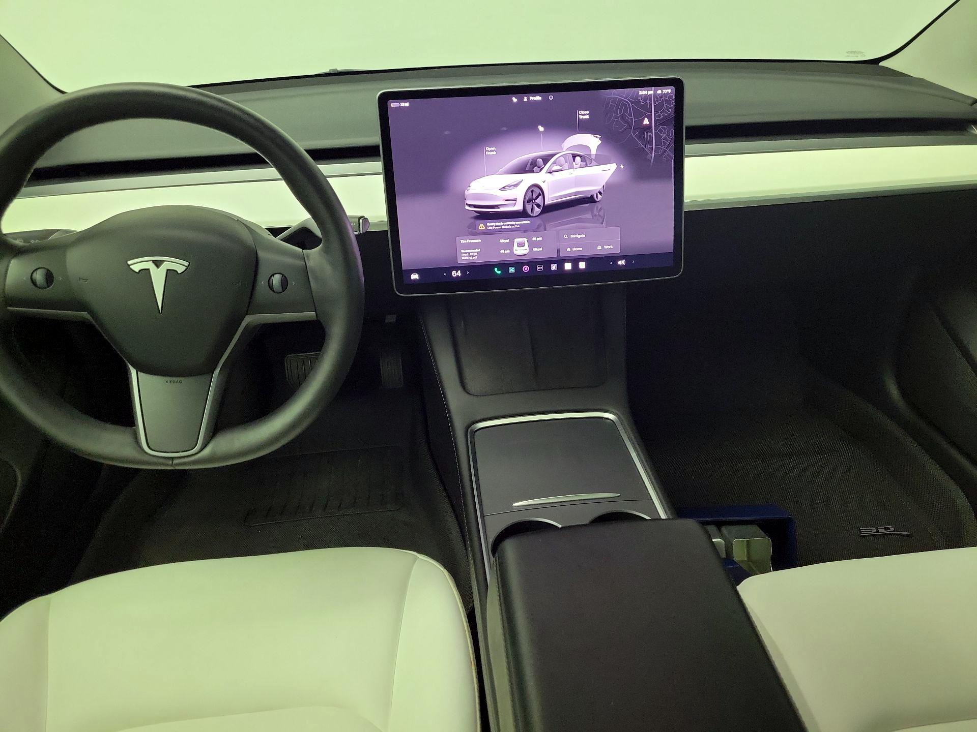 Thumbnail: 2023 Tesla Model 3 - 9