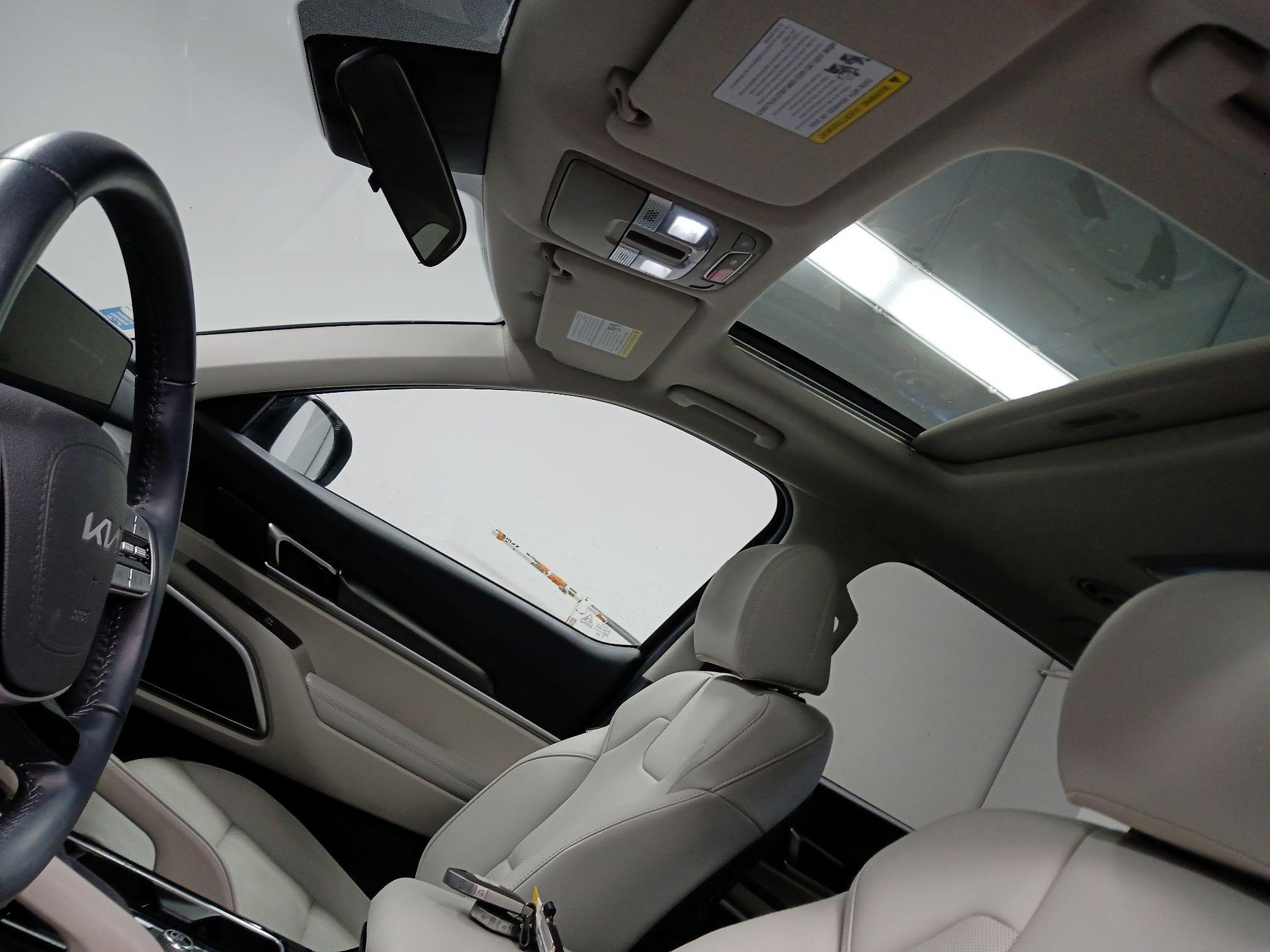 Thumbnail: 2025 Kia Telluride - 17