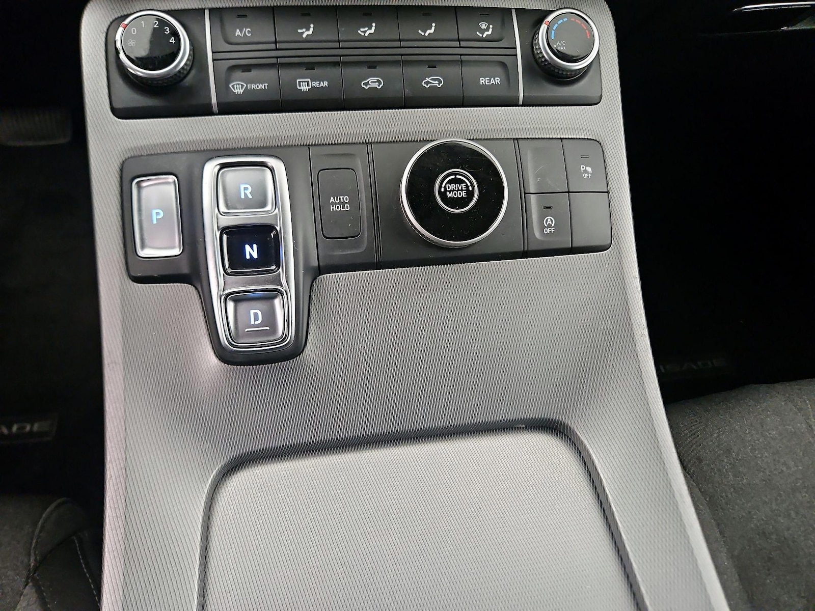2020 Hyundai Palisade SE - Photo 17