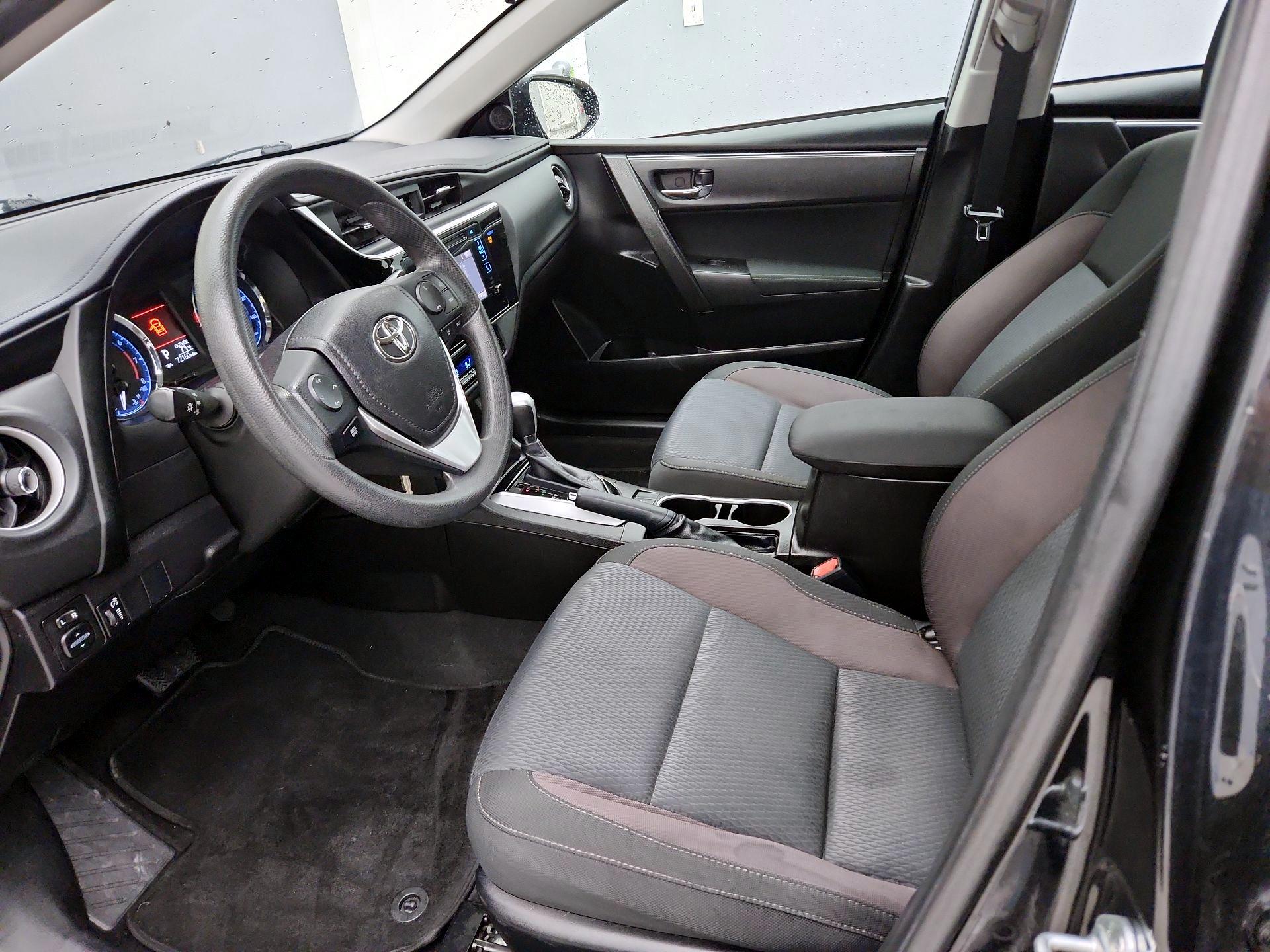 Thumbnail: 2018 Toyota Corolla - 11