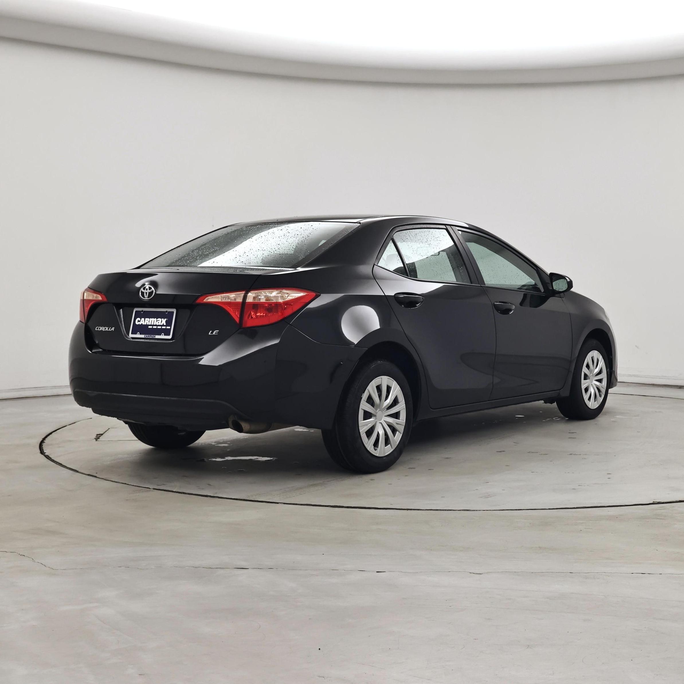Thumbnail: 2018 Toyota Corolla - 8