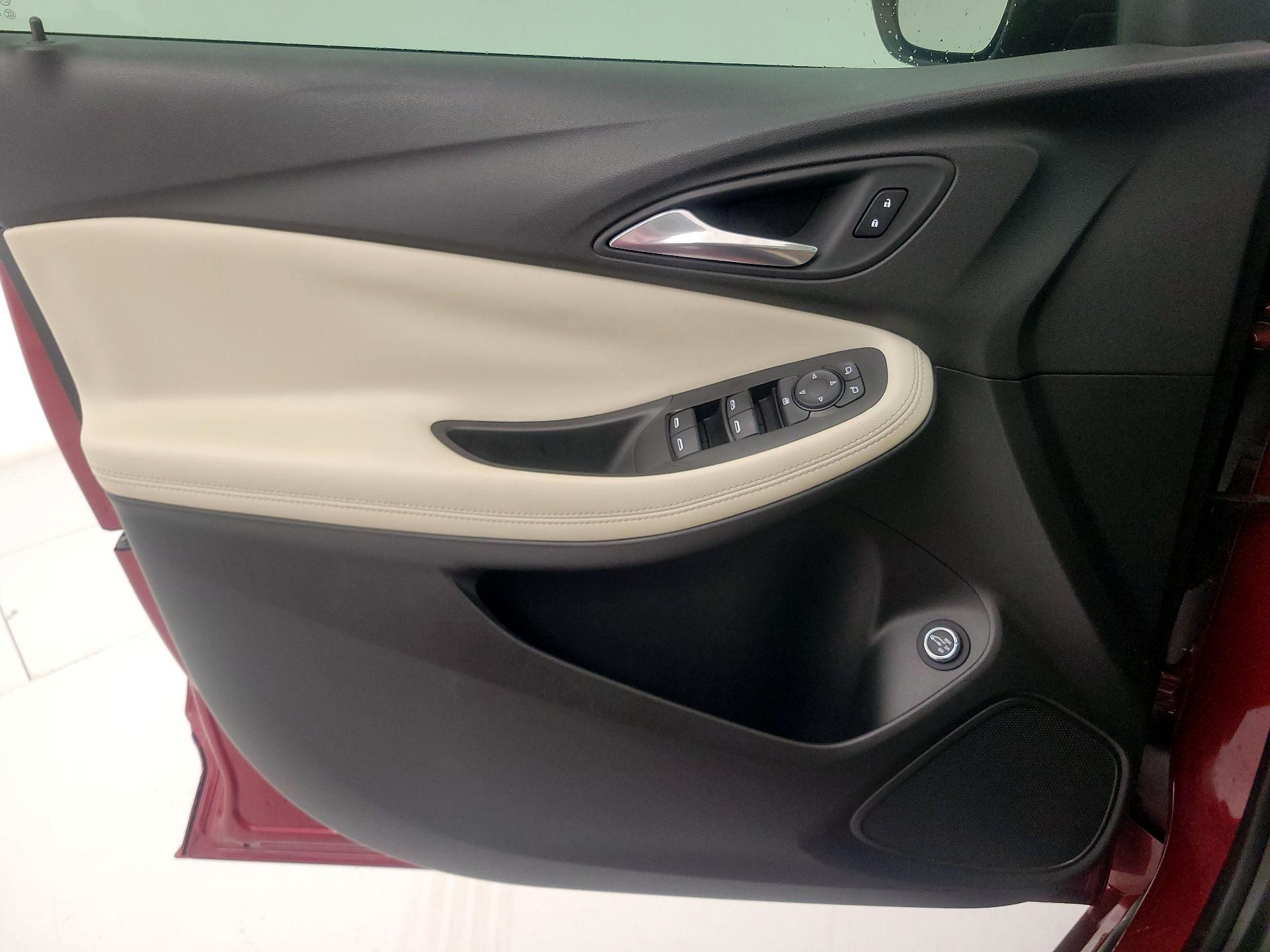 Thumbnail: 2020 Buick Encore GX - 12