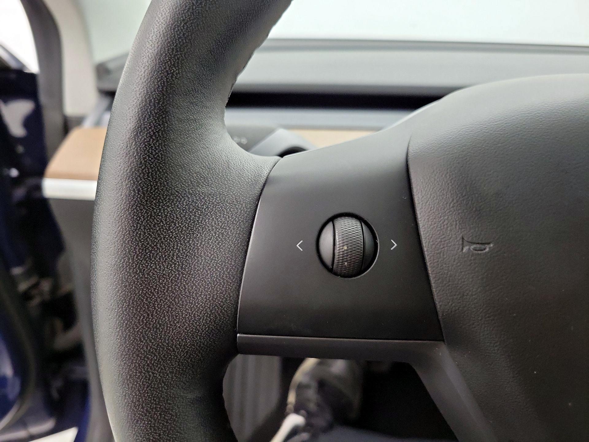Thumbnail: 2019 Tesla Model 3 - 13