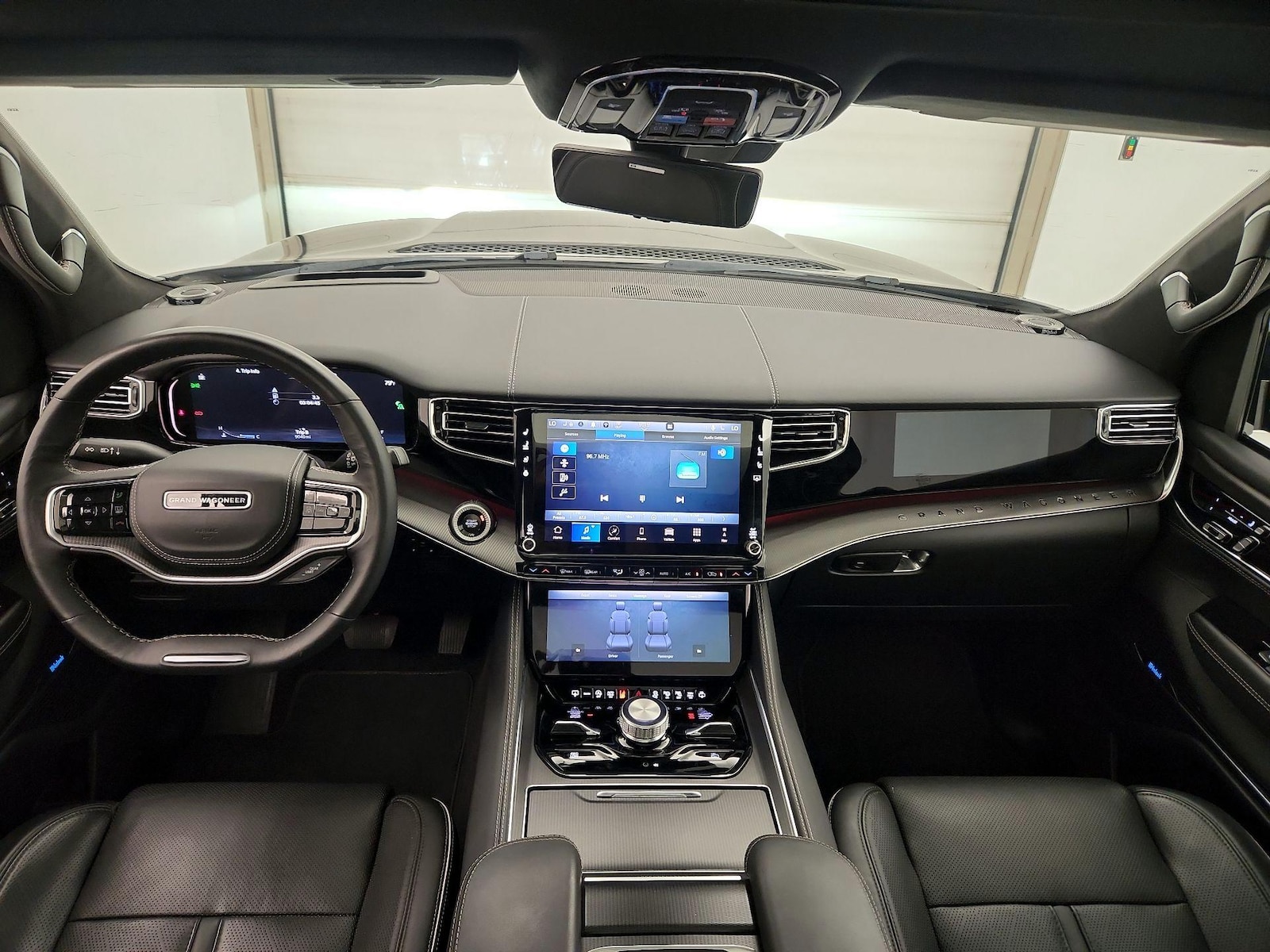 2024 Jeep Grand Wagoneer L Series II - Photo 10