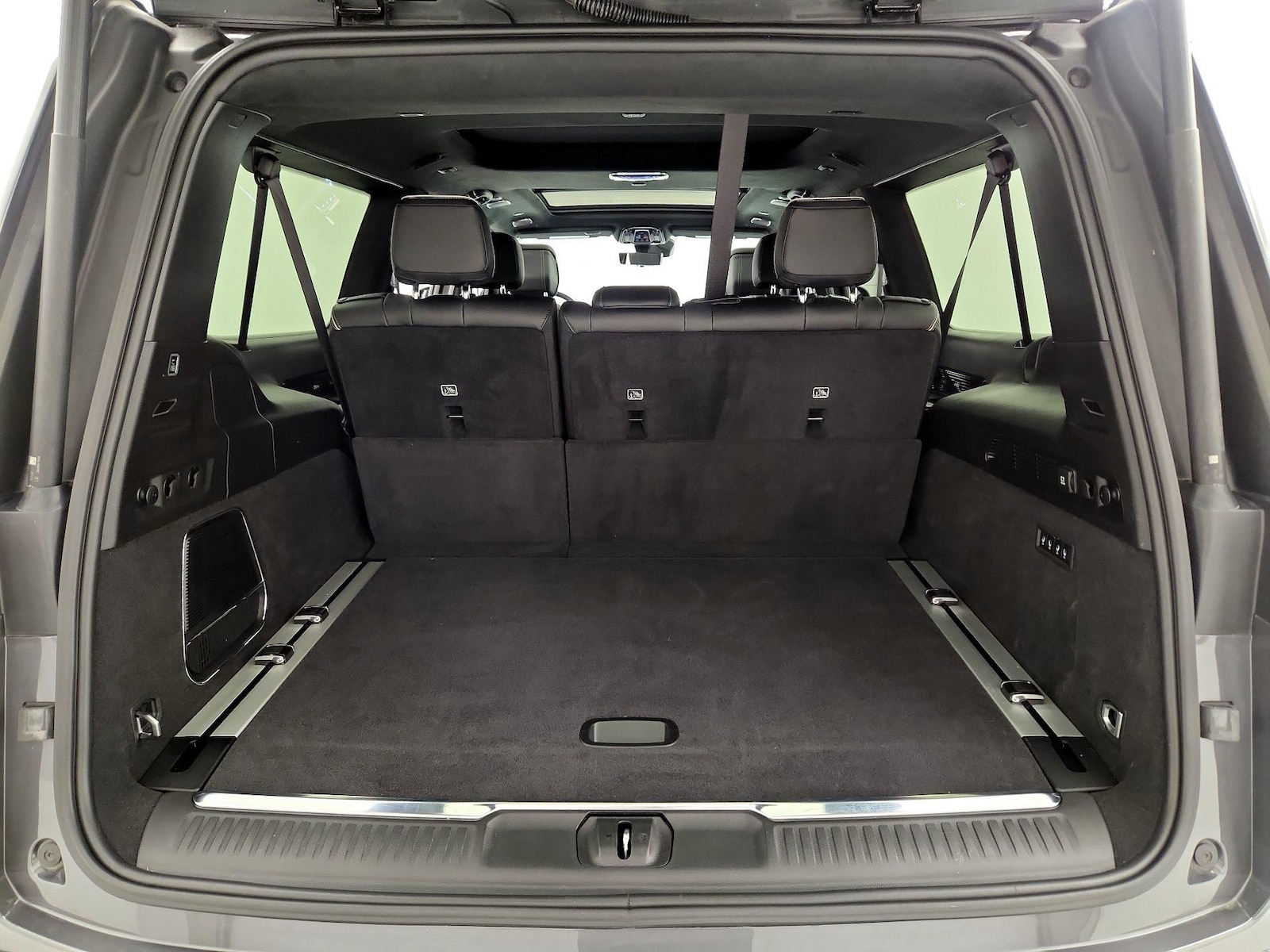 2024 Jeep Grand Wagoneer L Series II - Photo 23