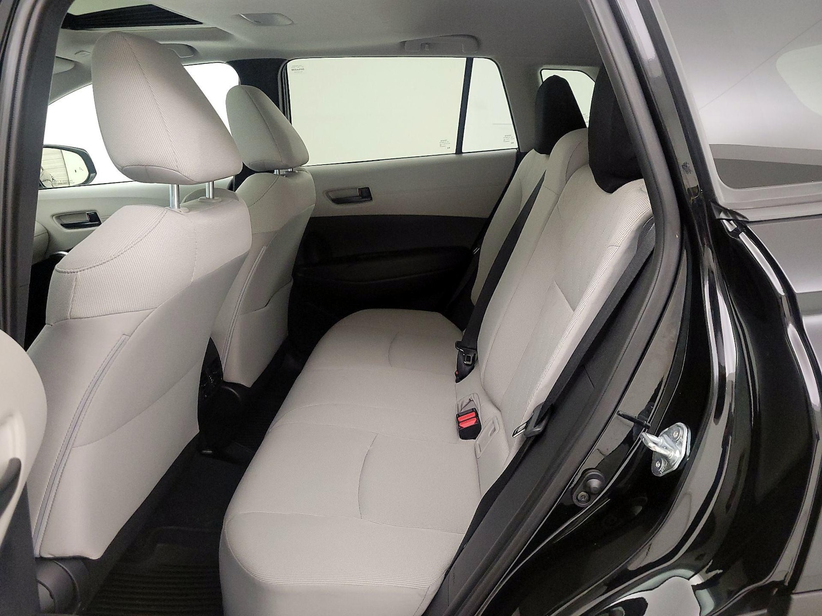 2025 Toyota Corolla Cross LE - Photo 20