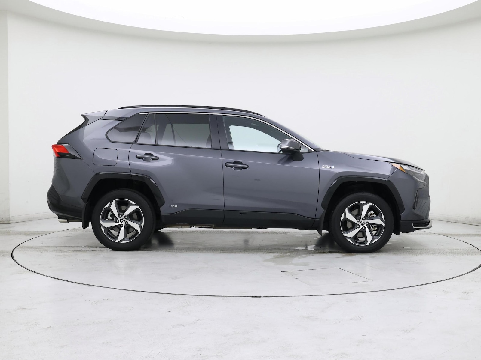 2023 Toyota RAV4 SE - Photo 8
