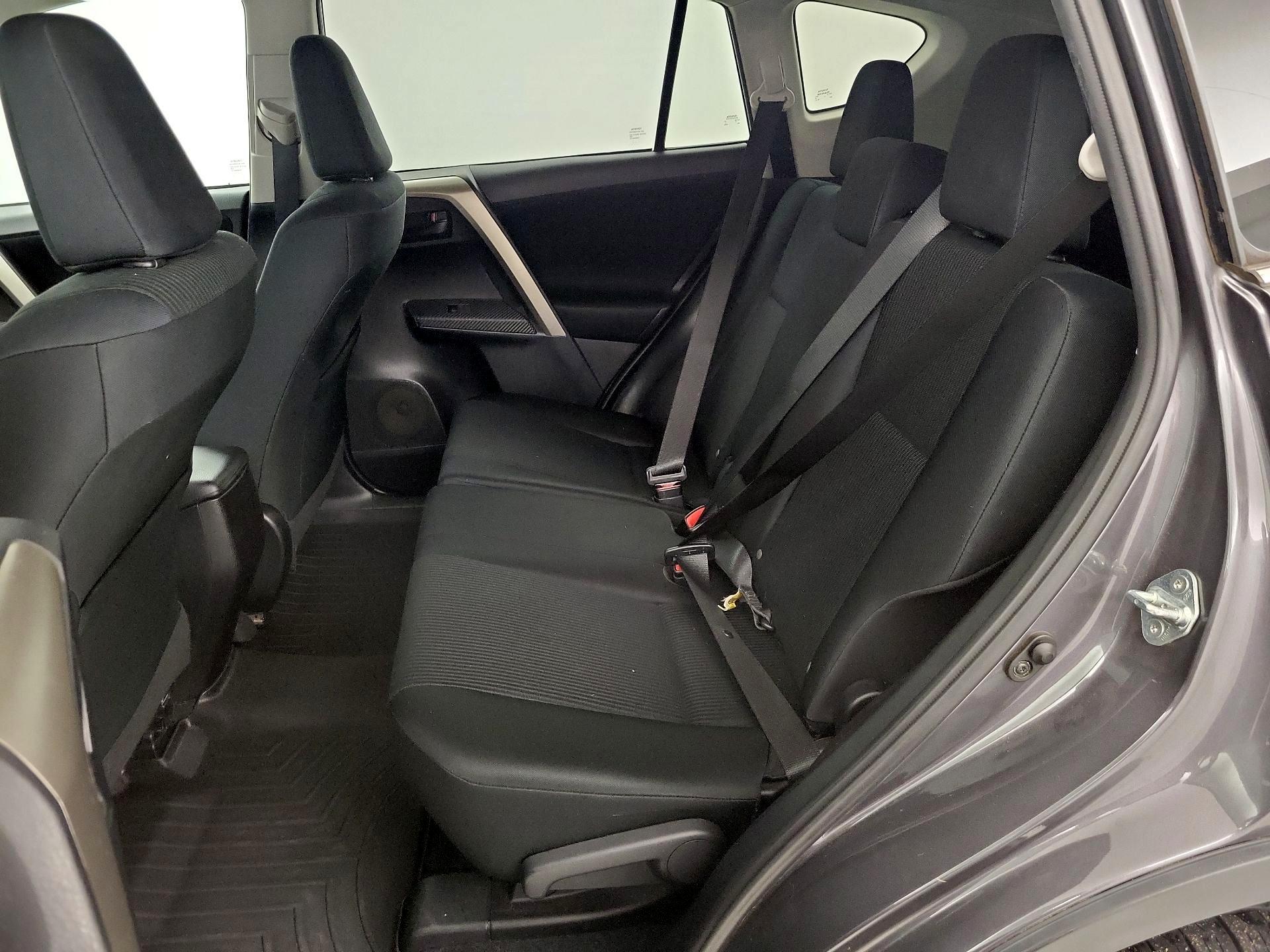 Thumbnail: 2014 Toyota RAV4 - 19