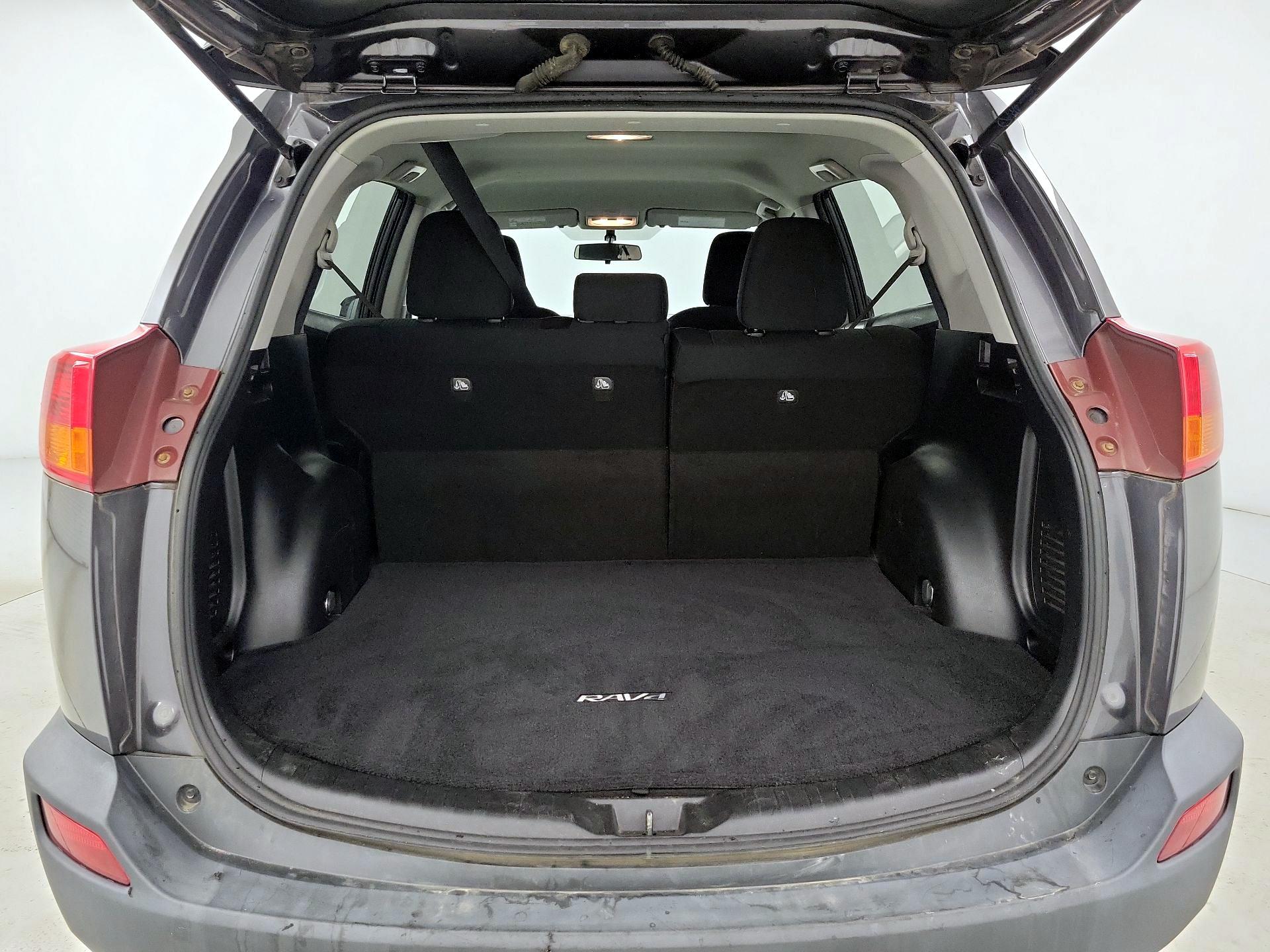 Thumbnail: 2014 Toyota RAV4 - 20