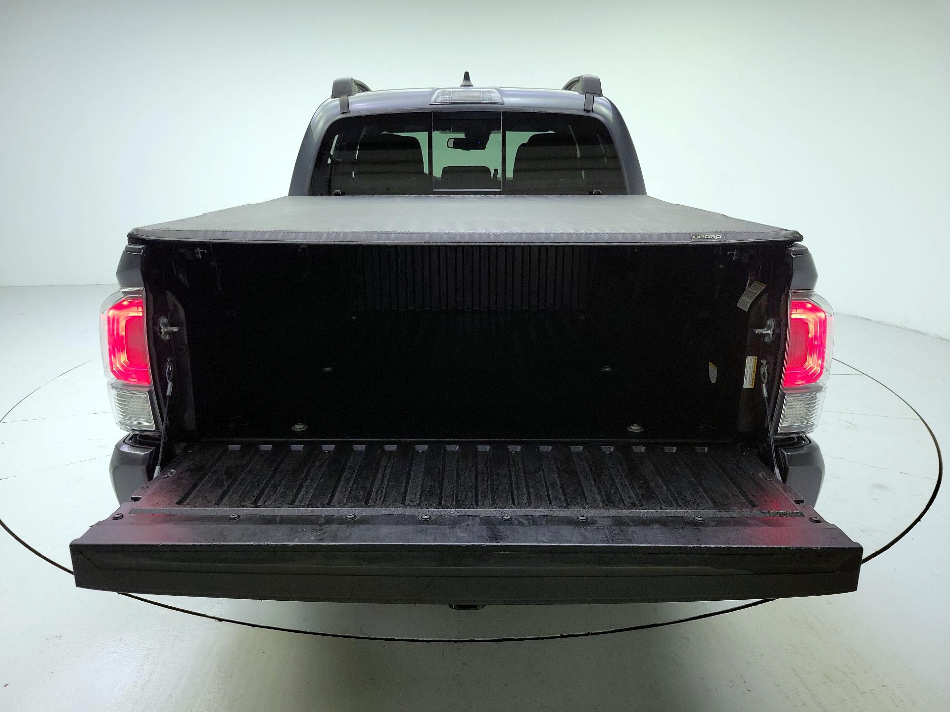 Thumbnail: 2023 Toyota Tacoma - 20