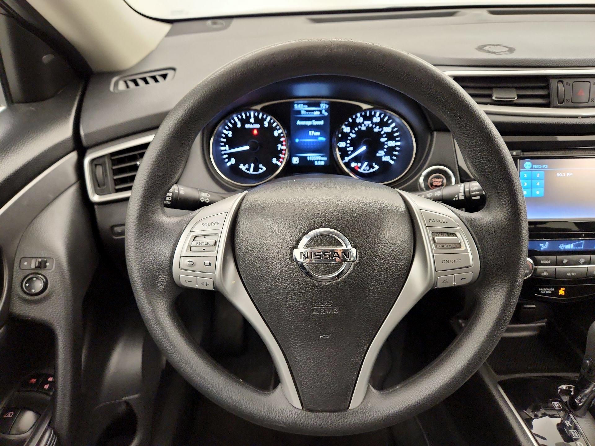 Thumbnail: 2016 Nissan Rogue - 10