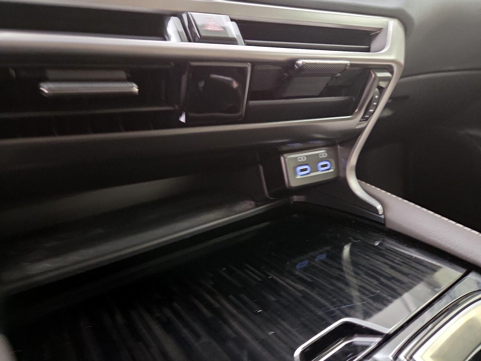 2024 Lexus RX 350 - Photo 19