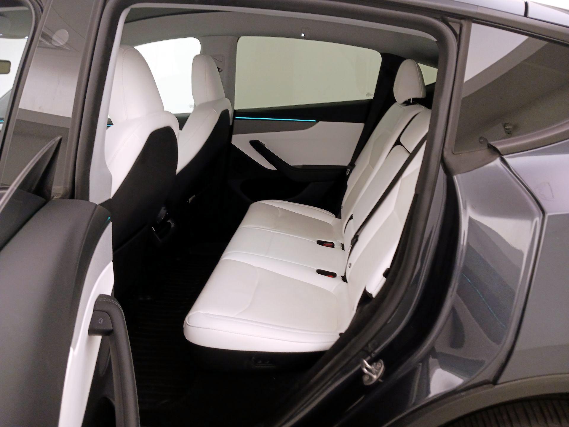 Thumbnail: 2026 Tesla Model Y - 19