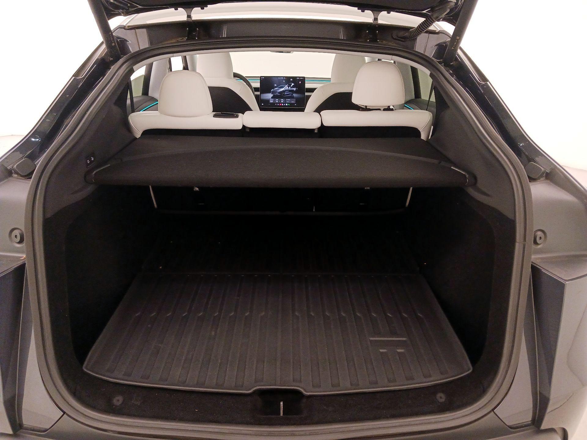 Thumbnail: 2026 Tesla Model Y - 20