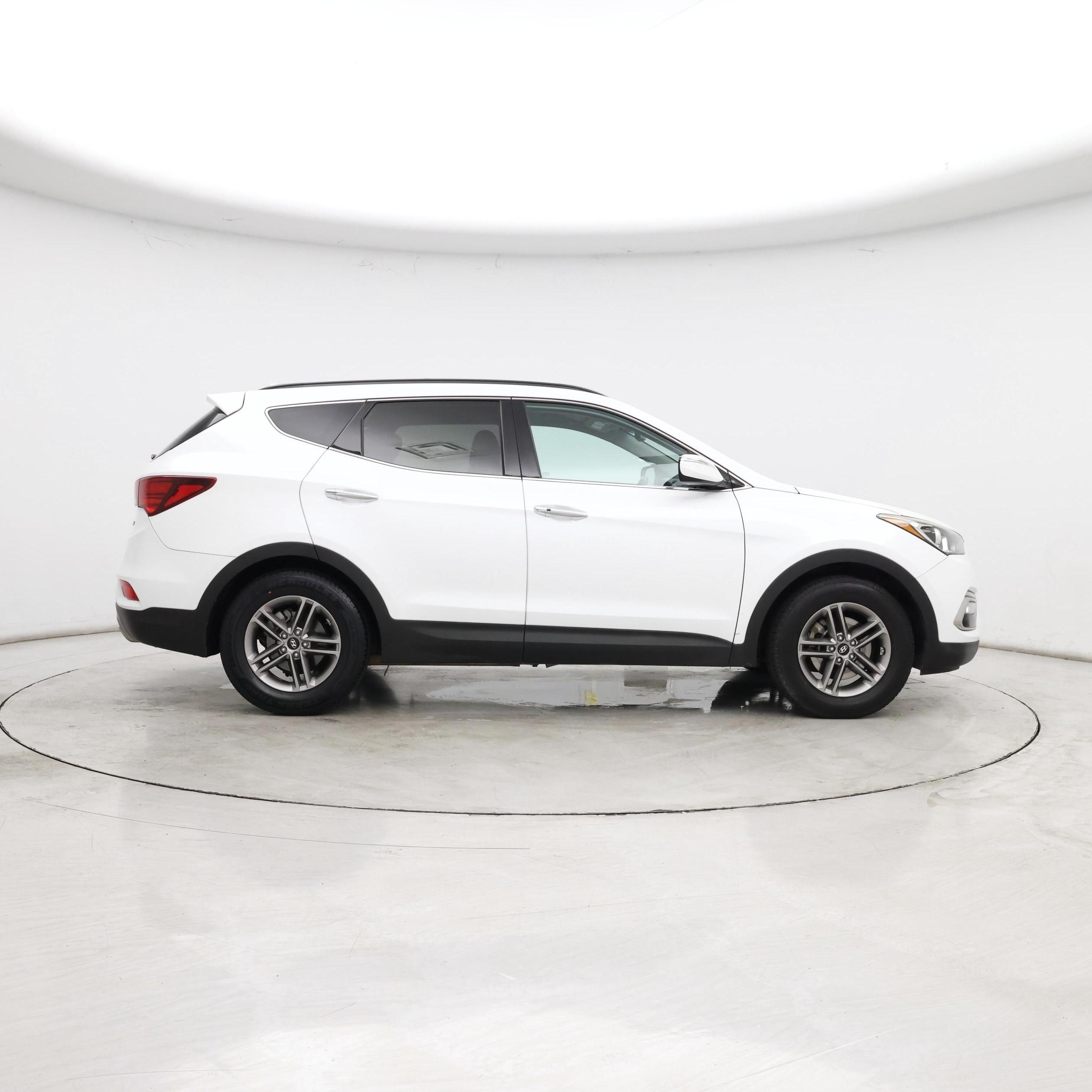 Thumbnail: 2017 Hyundai Santa Fe - 7