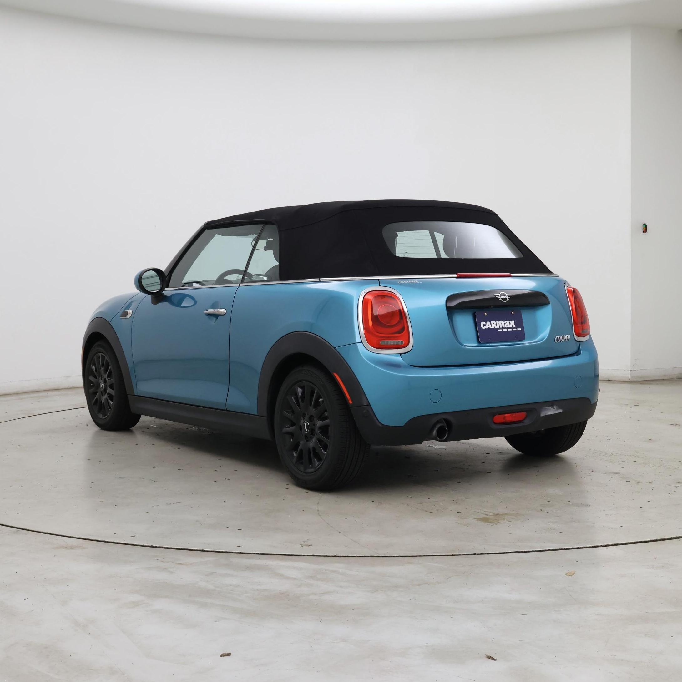 Thumbnail: 2019 MINI Cooper - 2