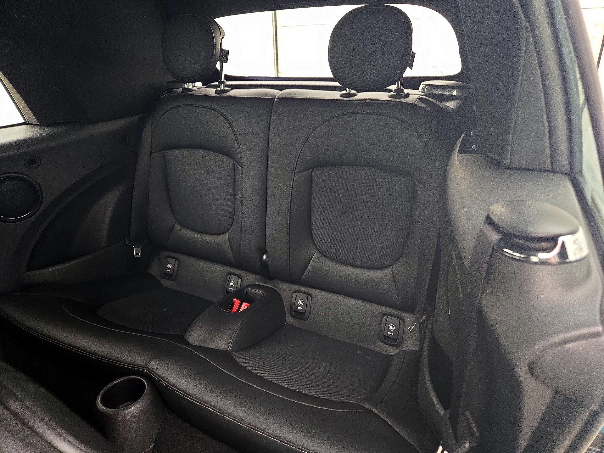 Thumbnail: 2019 MINI Cooper - 19