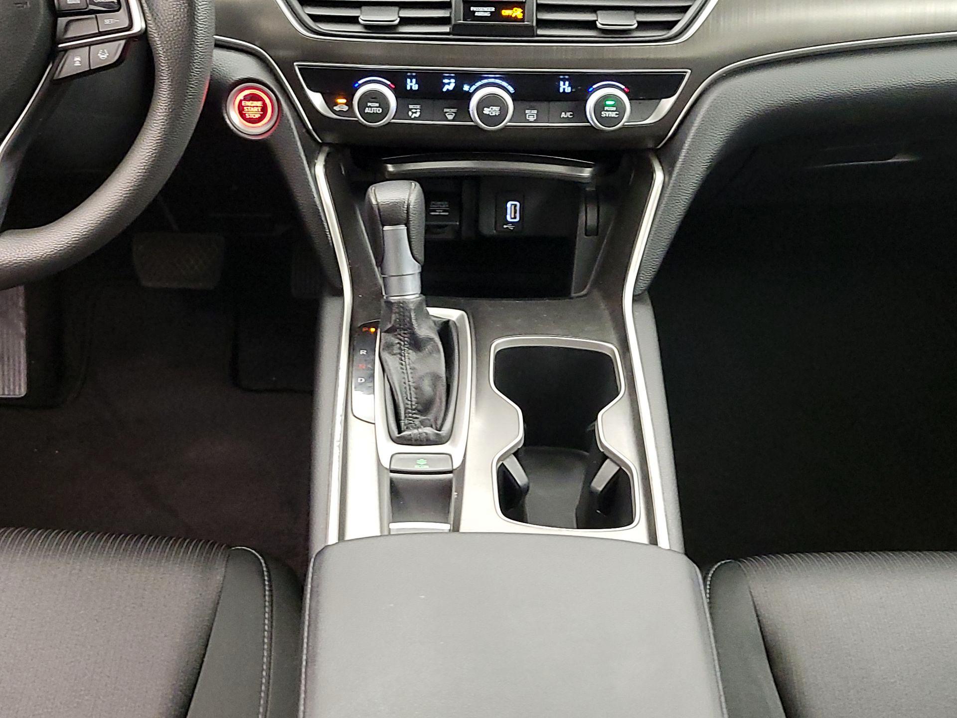 Thumbnail: 2019 Honda Accord - 17