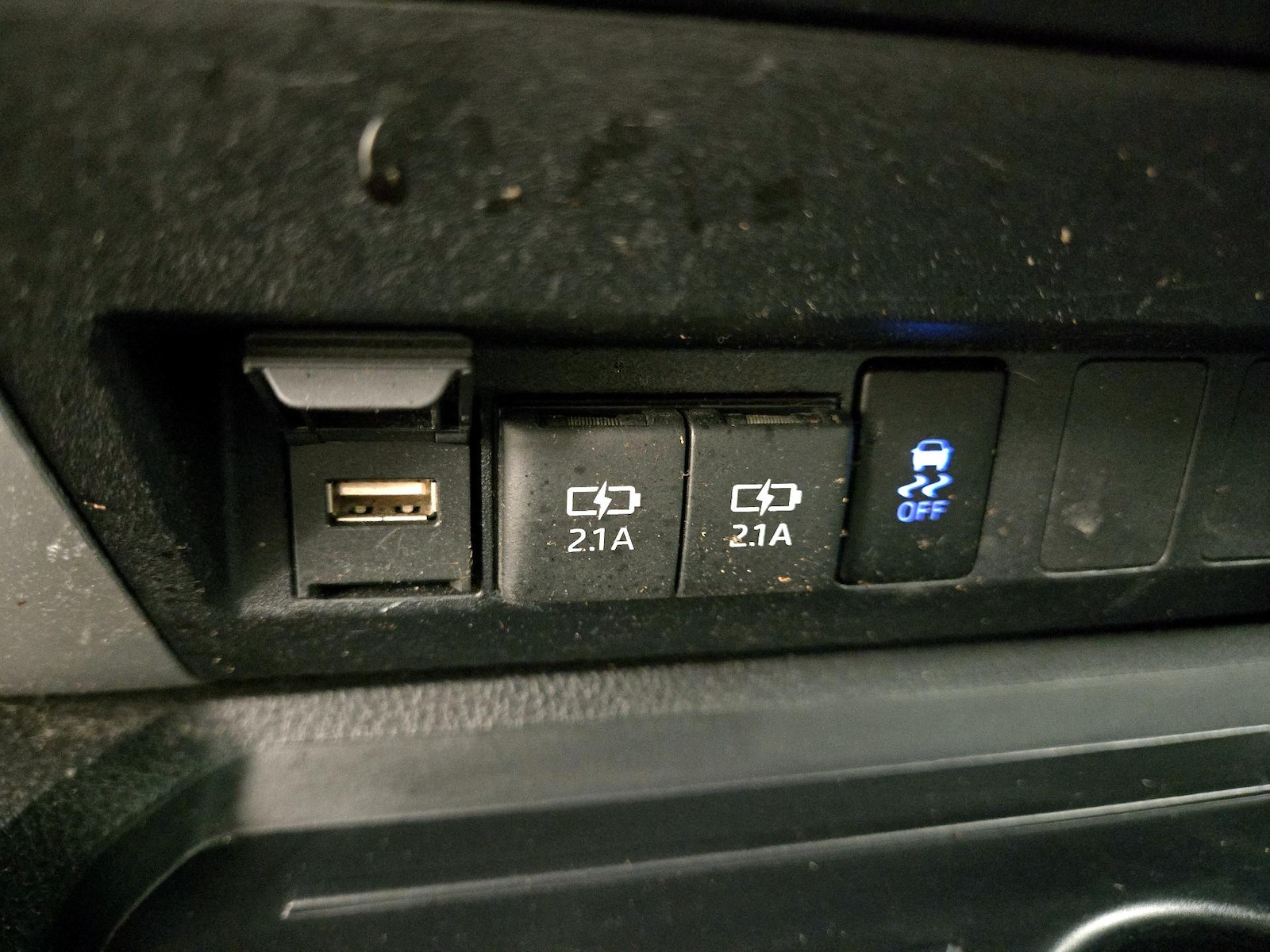 2020 Toyota Tundra SR5 - Photo 19