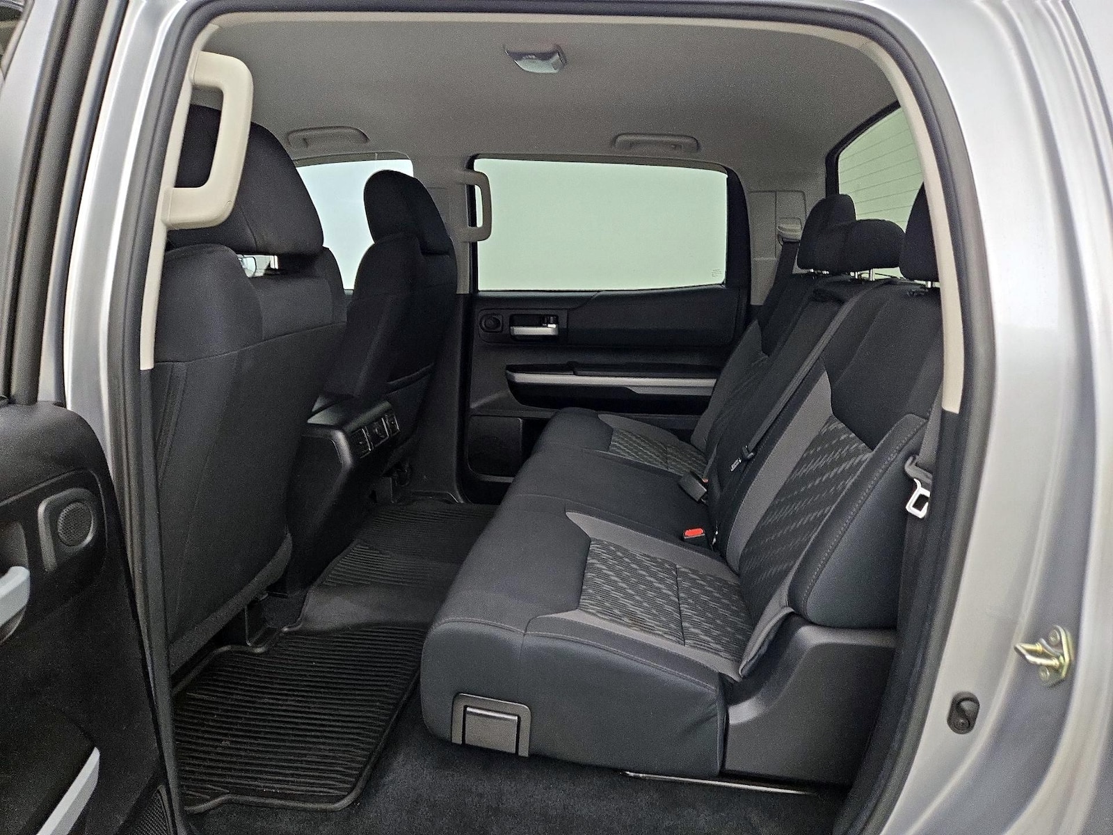 2020 Toyota Tundra SR5 - Photo 20