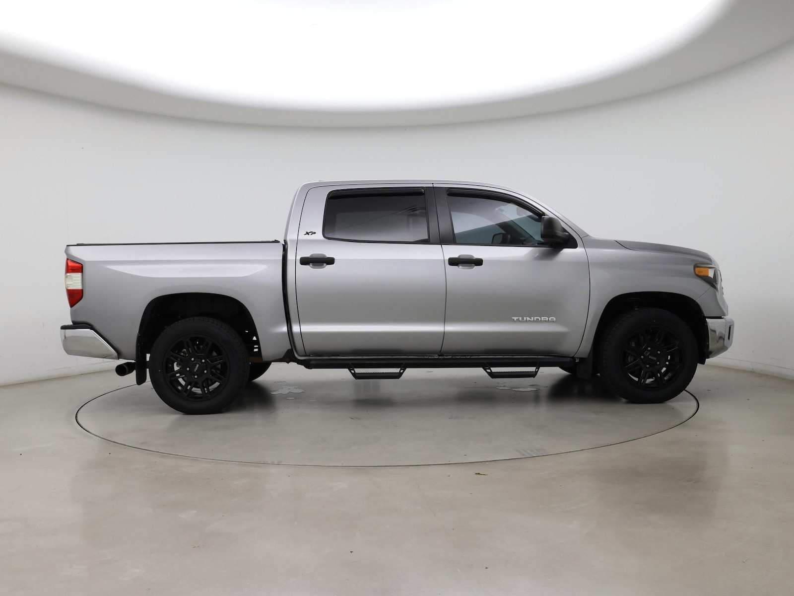 2020 Toyota Tundra SR5 - Photo 8