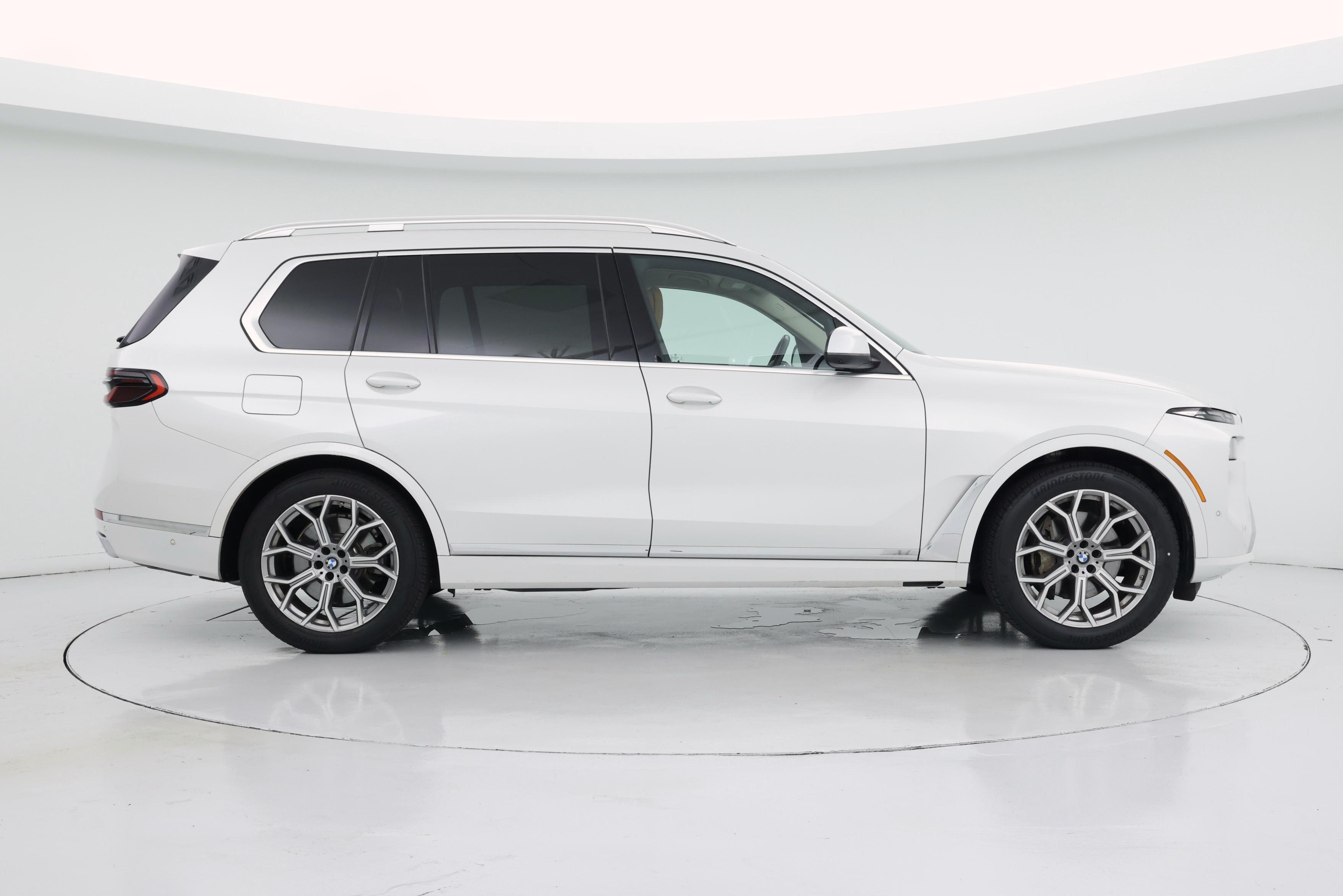 Thumbnail: 2024 BMW X7 - 7