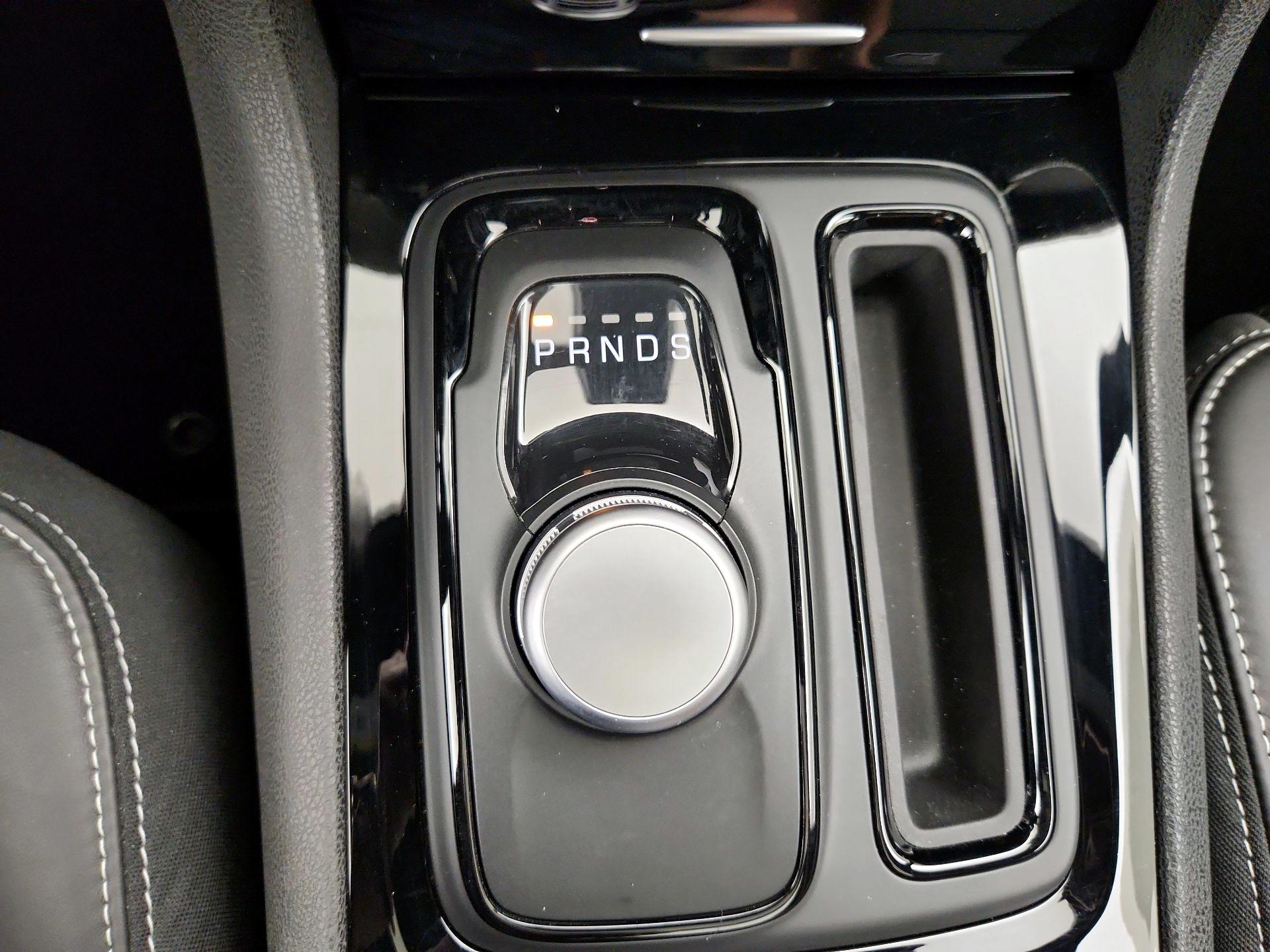 Thumbnail: 2021 Chrysler 300 - 18