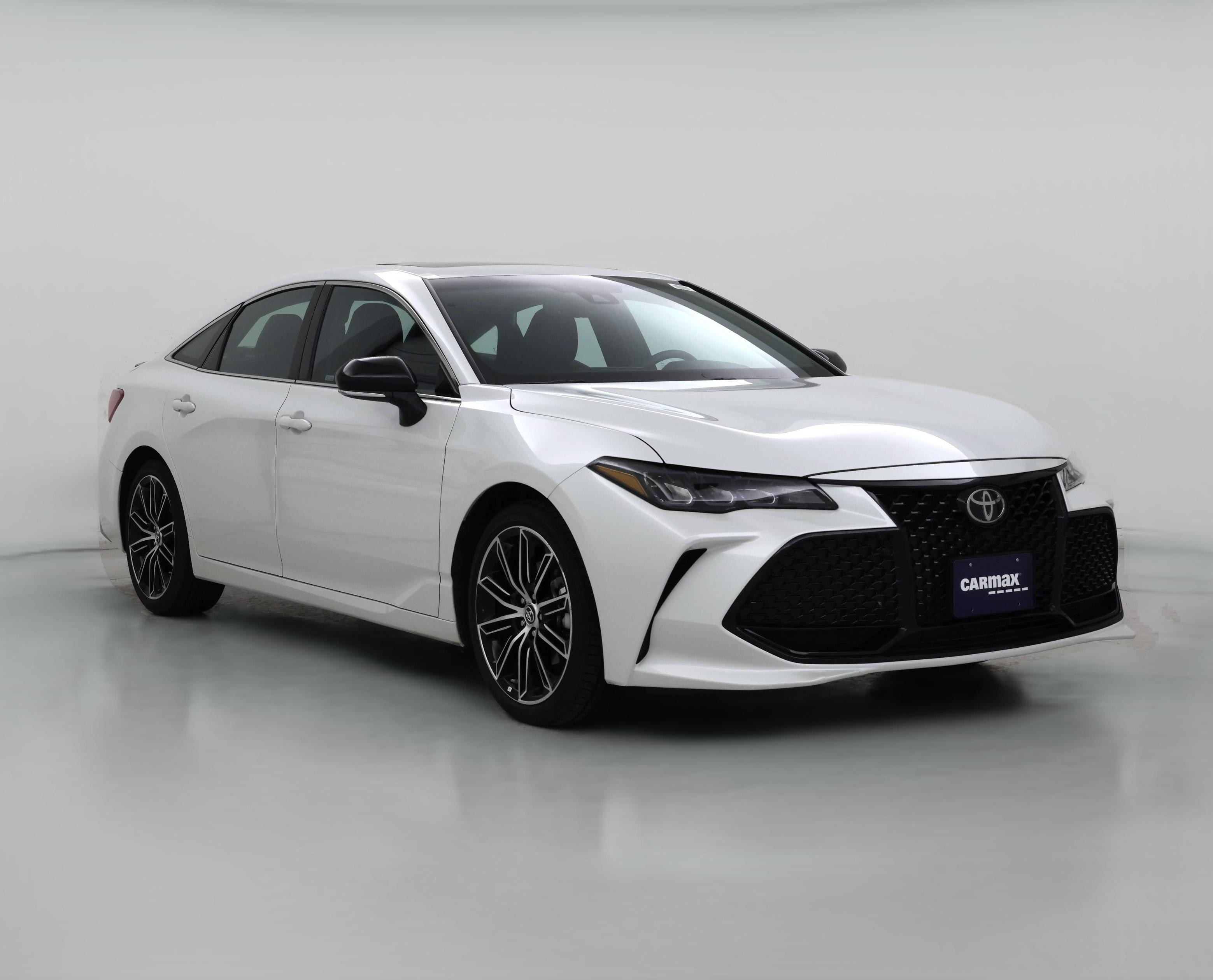Thumbnail: 2019 Toyota Avalon - 1