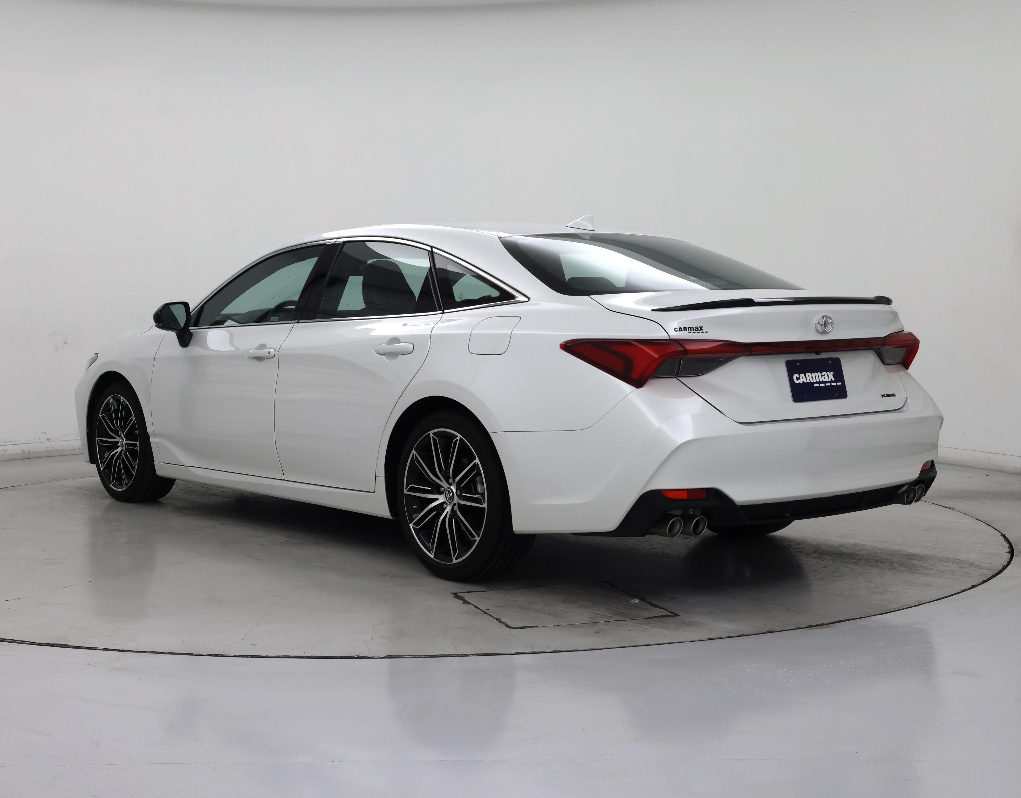 Thumbnail: 2019 Toyota Avalon - 2