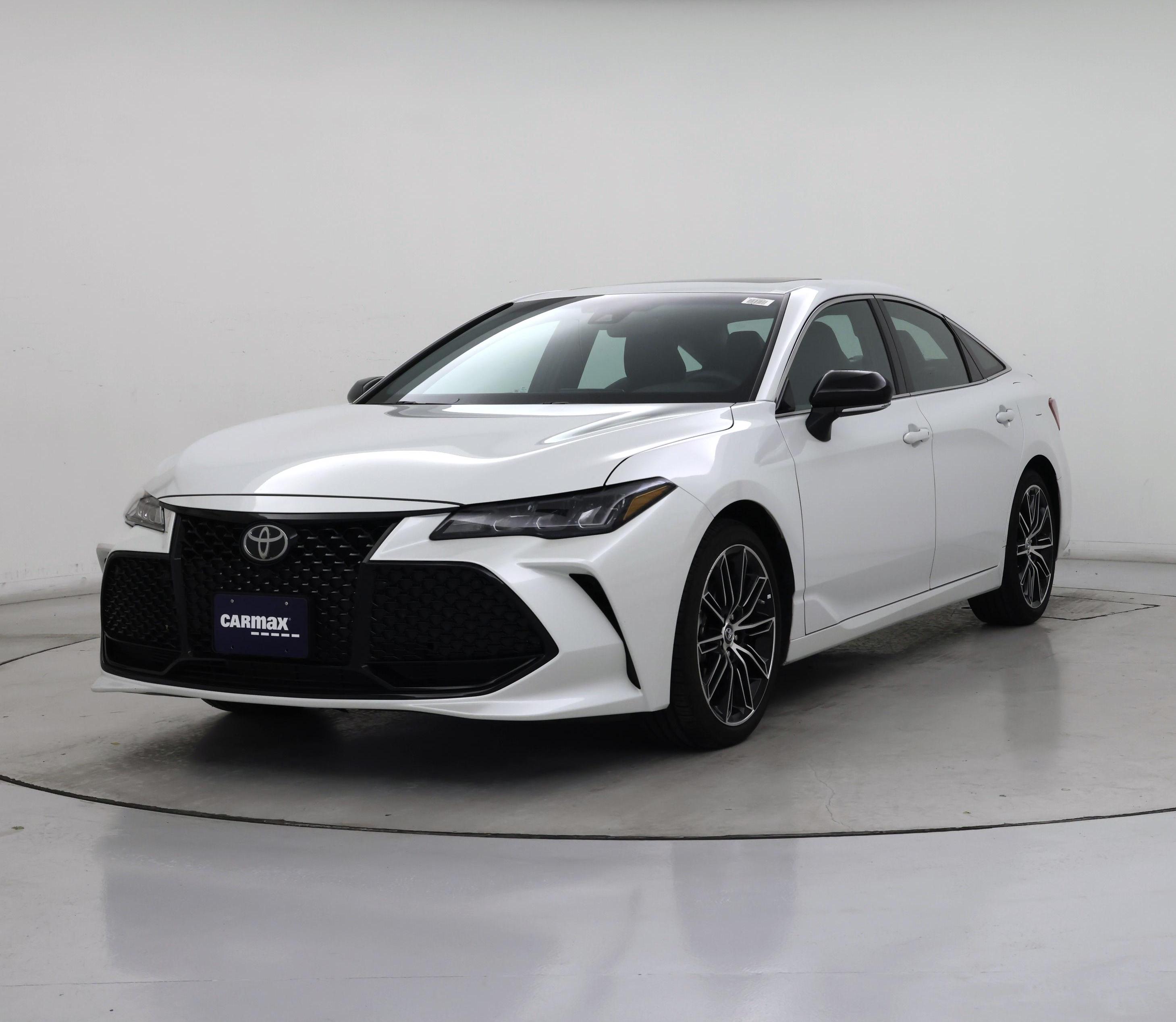 Thumbnail: 2019 Toyota Avalon - 4