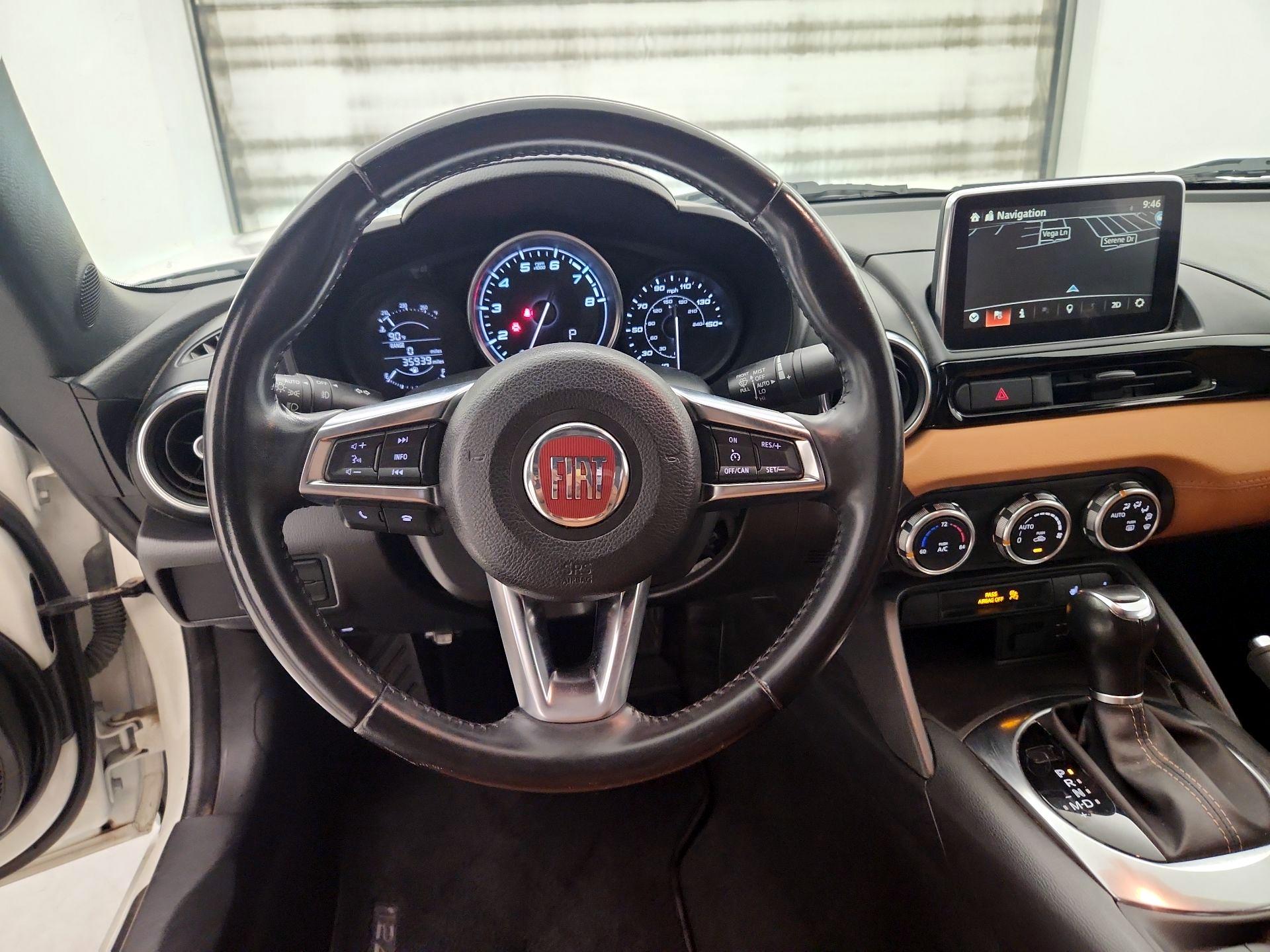 Thumbnail: 2020 Fiat 124 Spider - 10