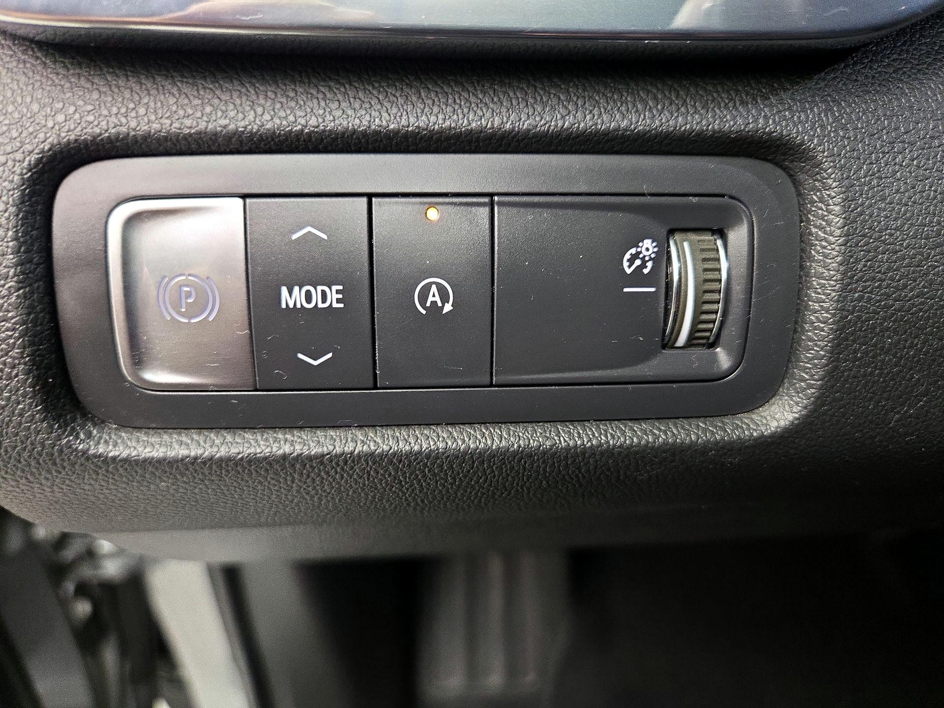 Thumbnail: 2025 GMC Acadia - 13