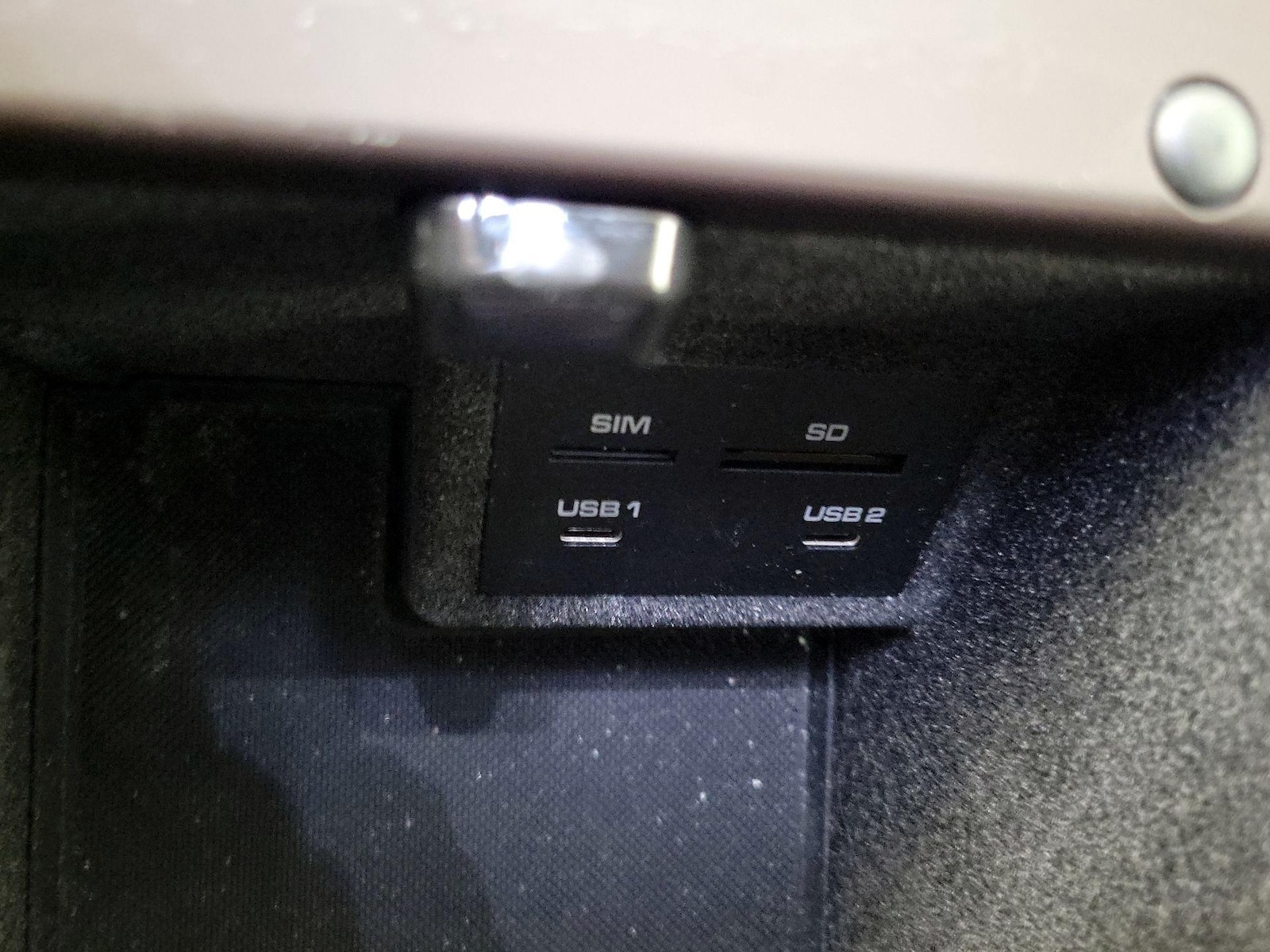2021 Porsche Macan S - Photo 18