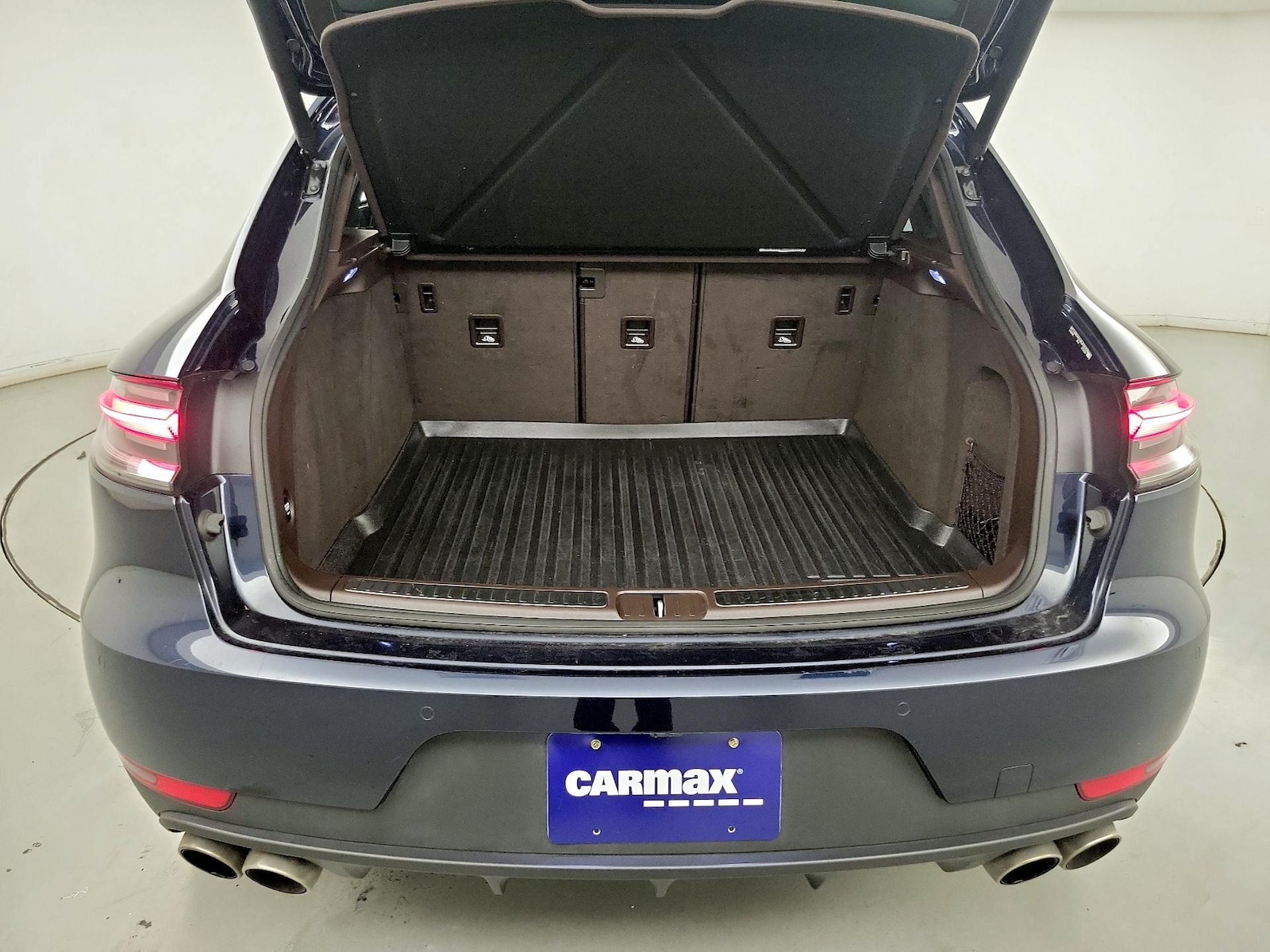 2021 Porsche Macan S - Photo 21