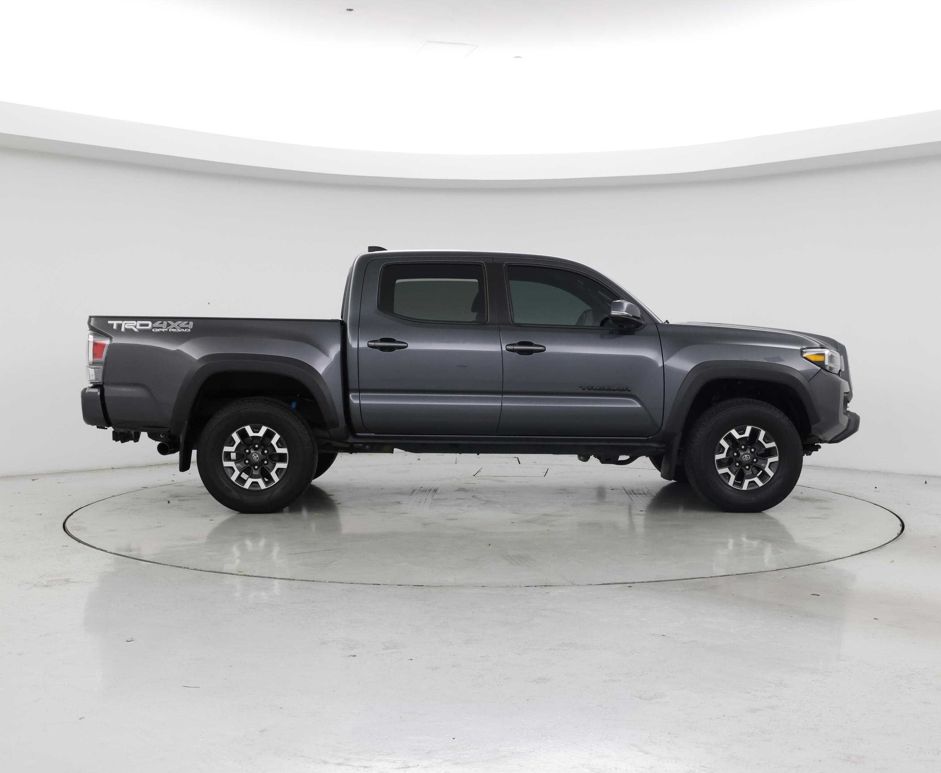 Thumbnail: 2021 Toyota Tacoma - 7