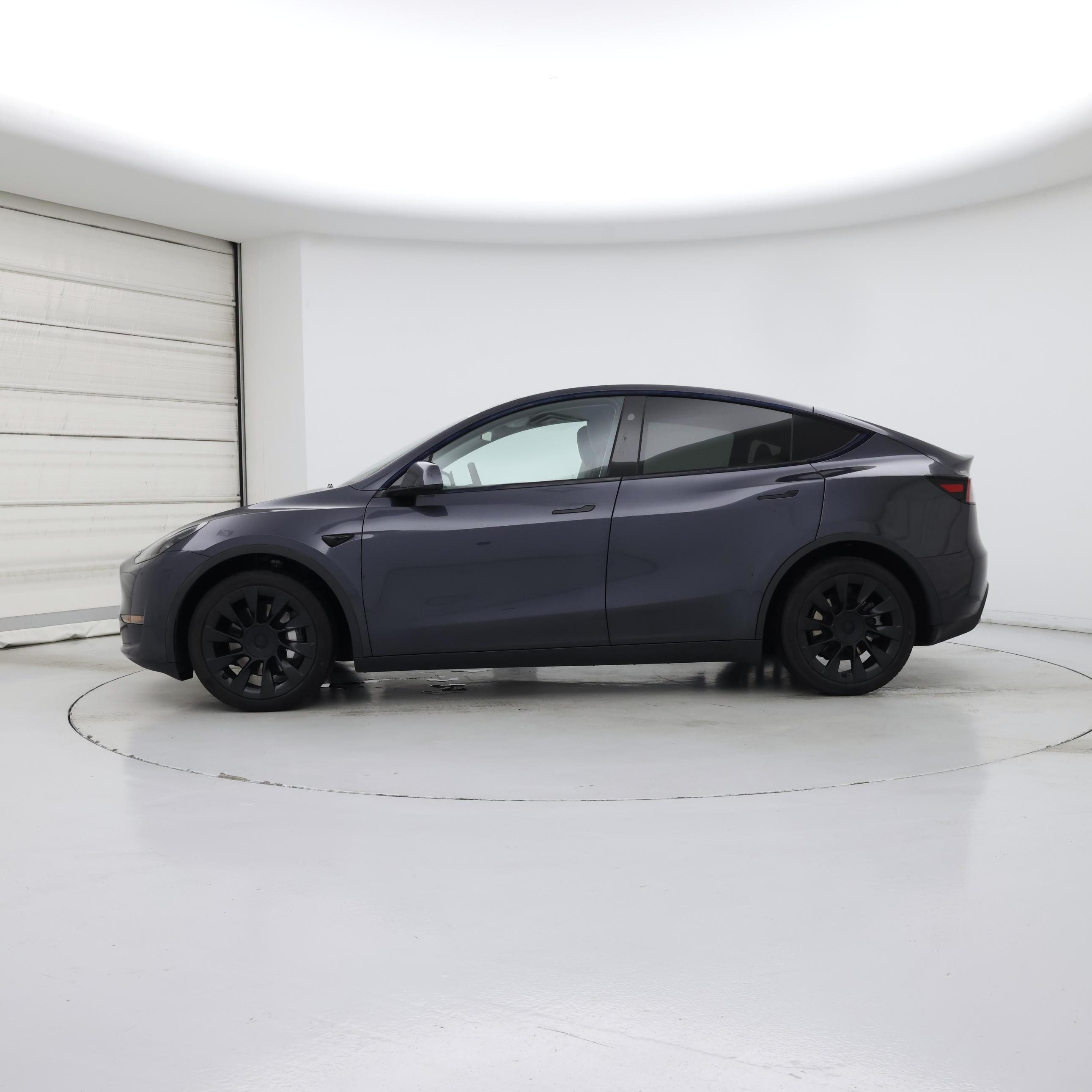 Thumbnail: 2024 Tesla Model Y - 3