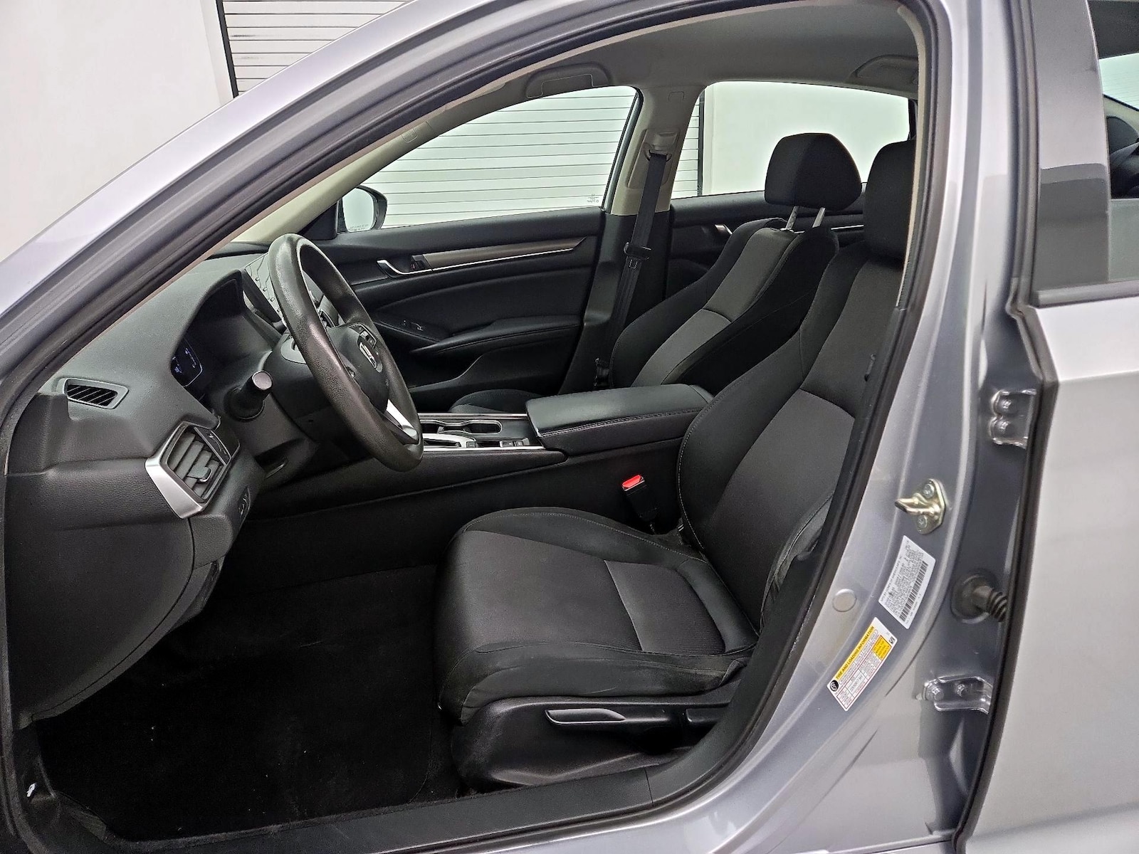 2018 Honda Accord LX - Photo 12