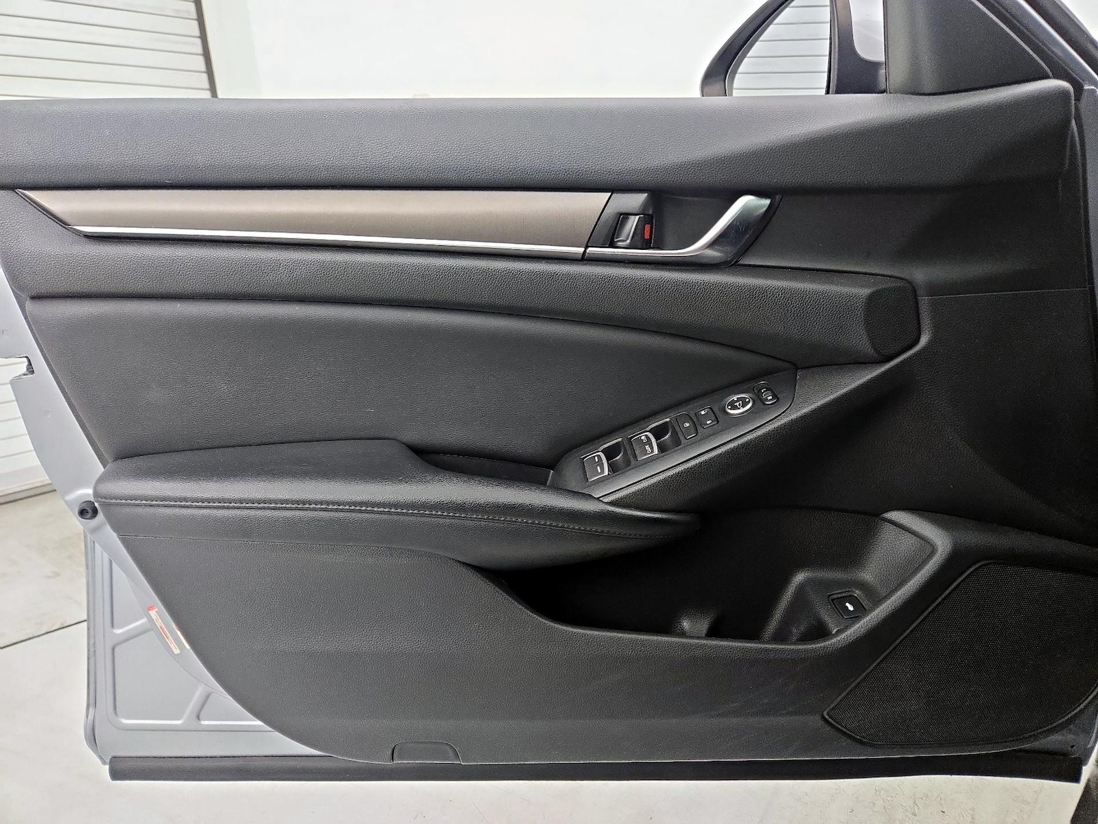 2018 Honda Accord LX - Photo 13