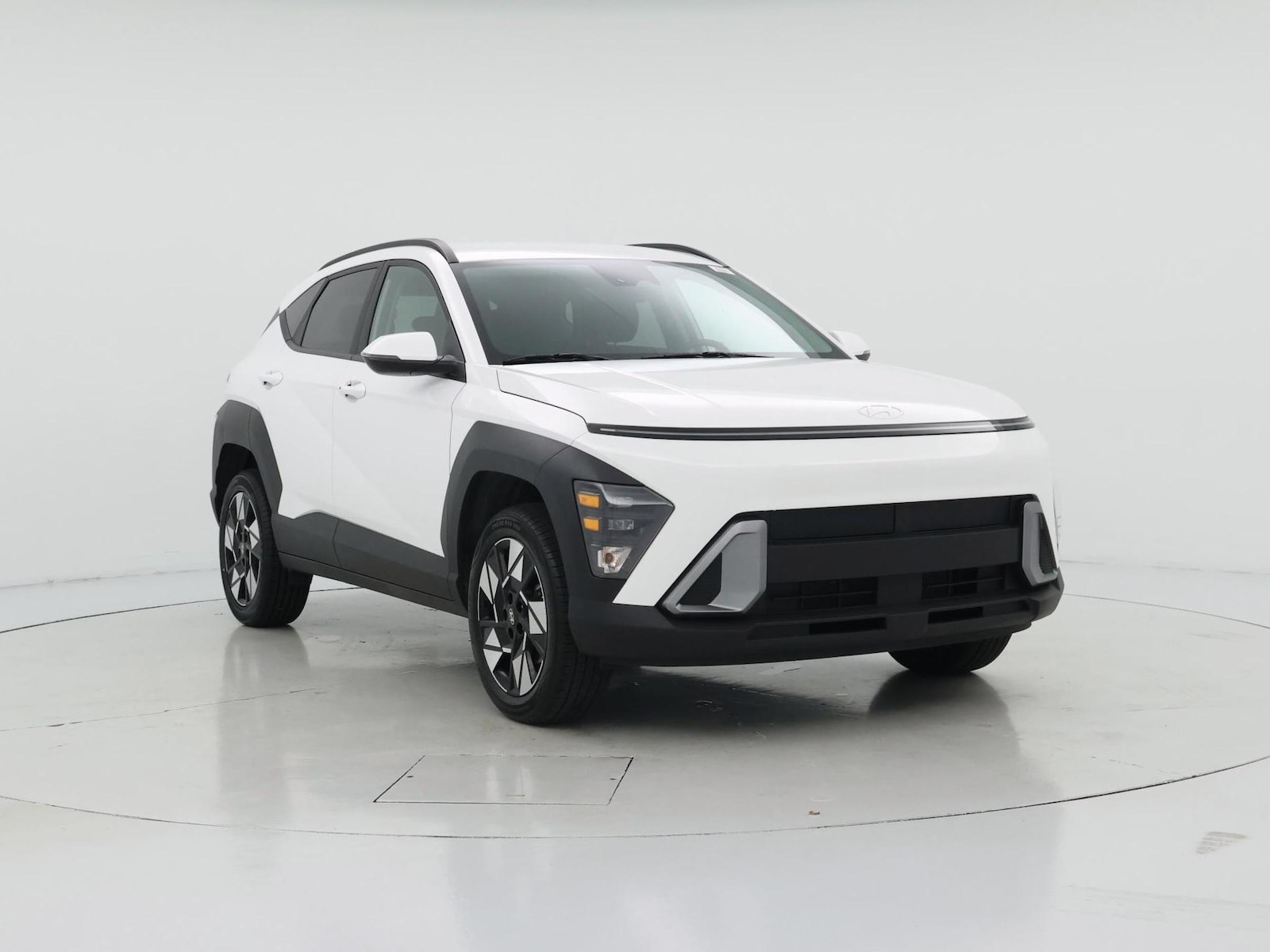 2025 Hyundai Kona SEL - Photo 2