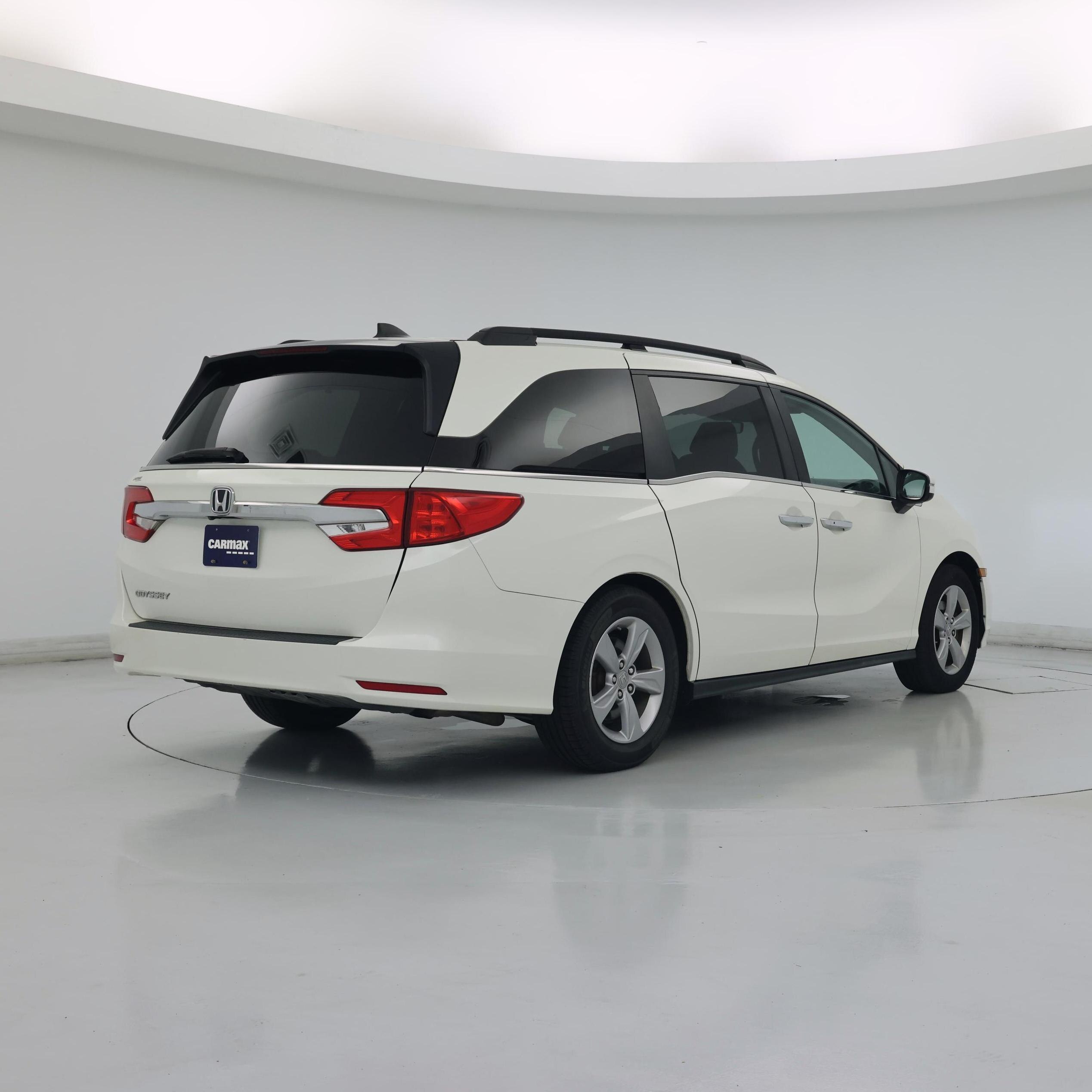 Thumbnail: 2018 Honda Odyssey - 8
