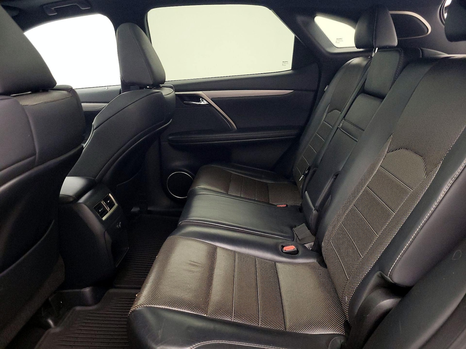2017 Lexus RX 450h - Photo 21