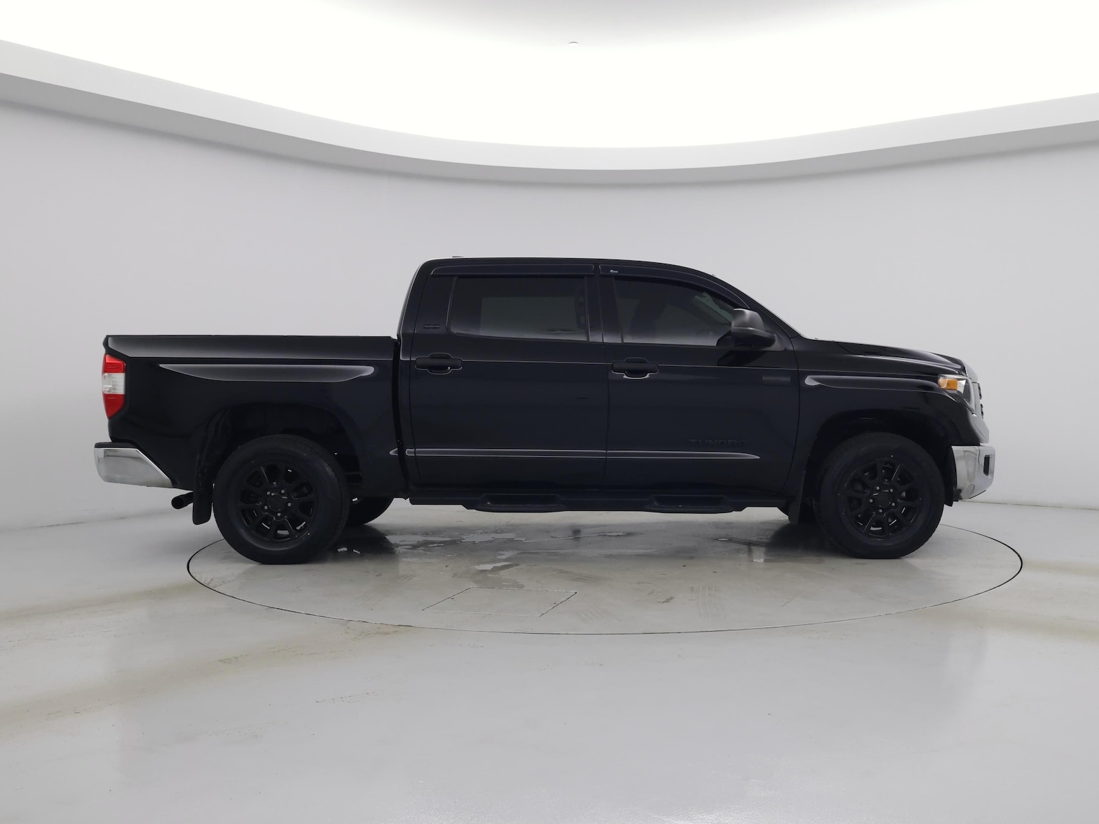 2021 Toyota Tundra SR5 - Photo 8