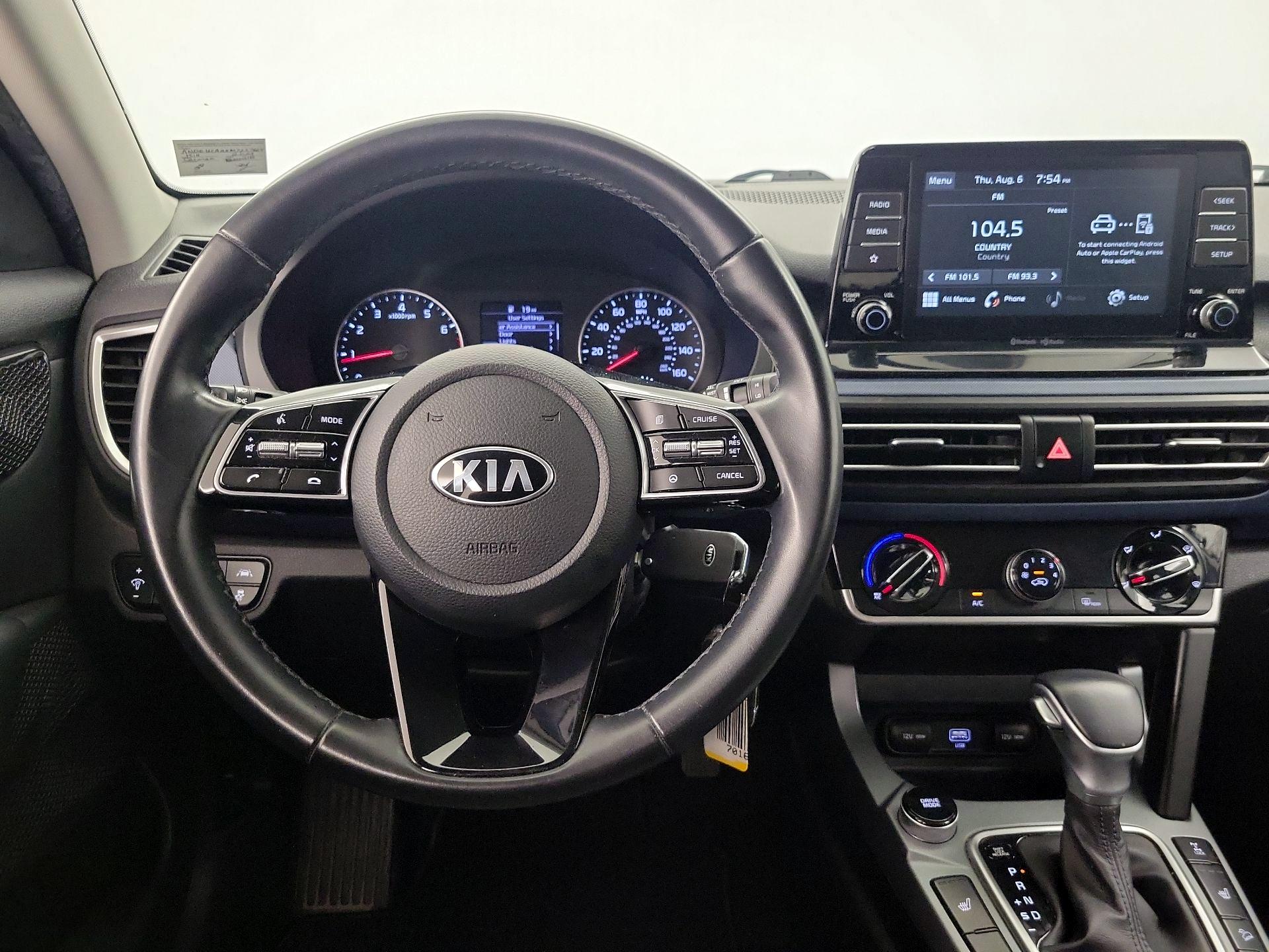 Thumbnail: 2021 Kia Seltos - 10